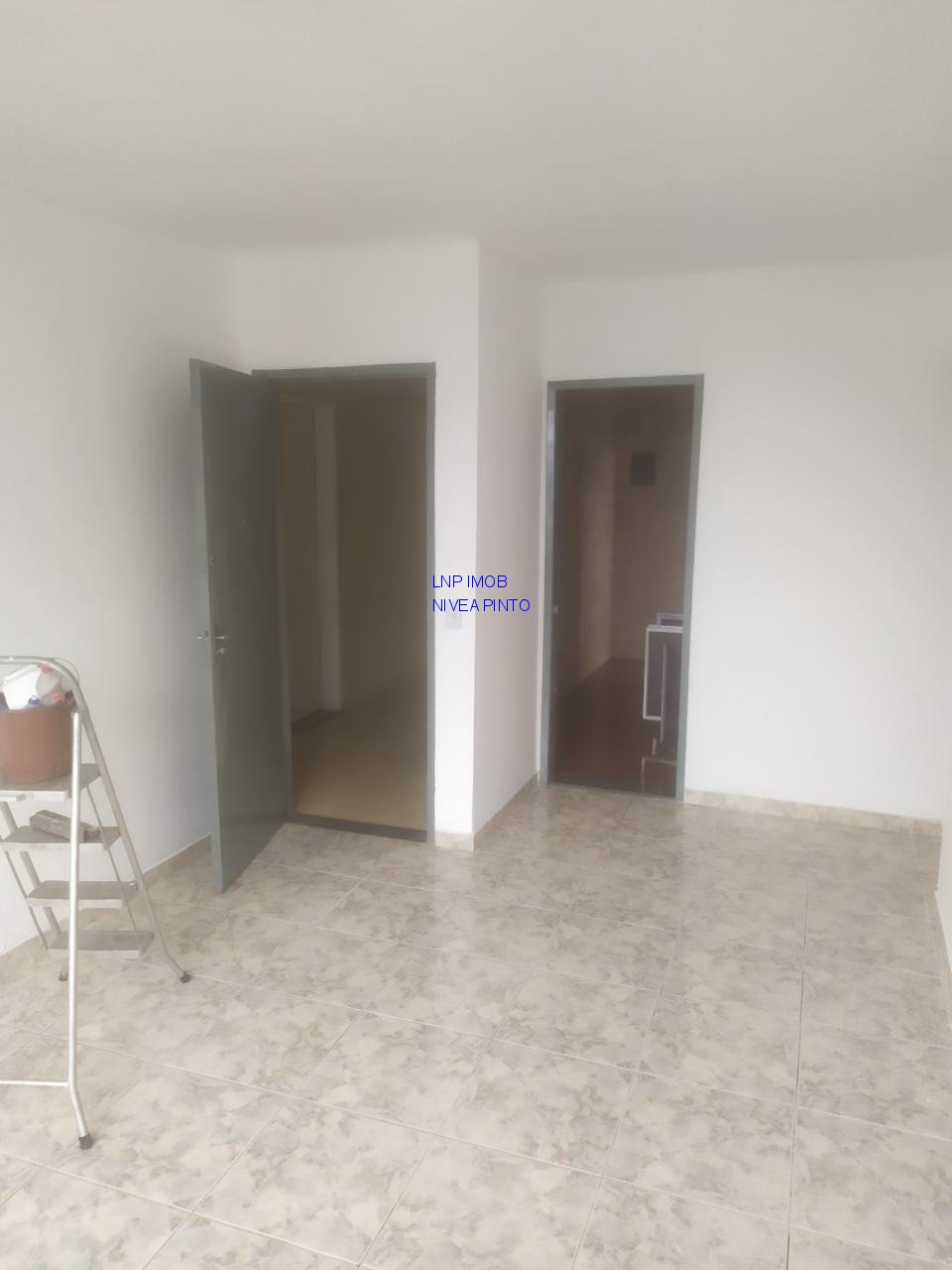 Apartamento à venda com 2 quartos, 84m² - Foto 5