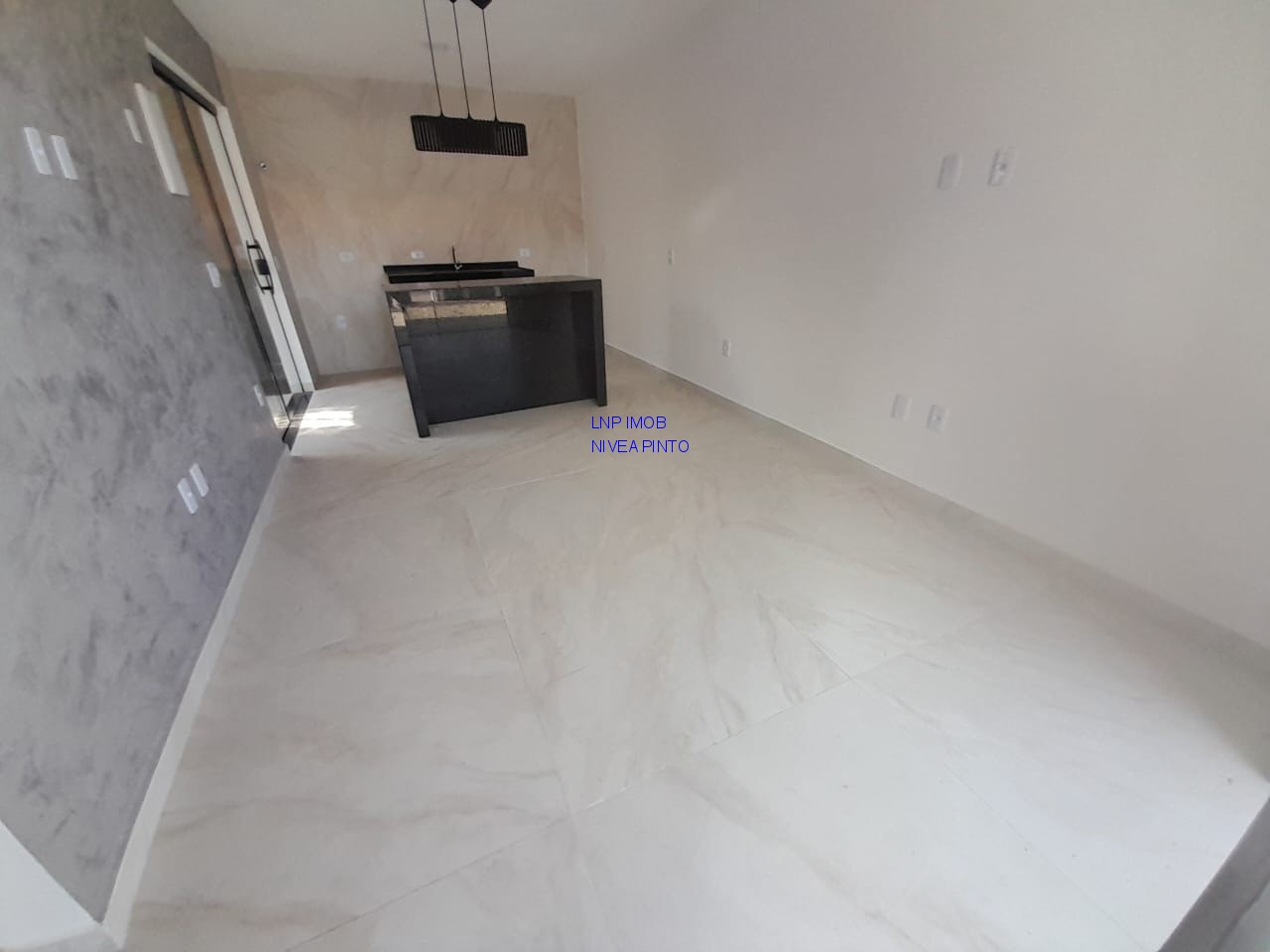 Casa à venda com 2 quartos, 150m² - Foto 4