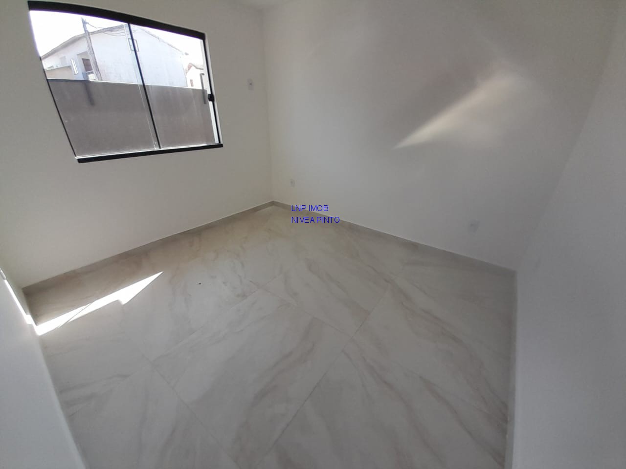 Casa à venda com 2 quartos, 150m² - Foto 10