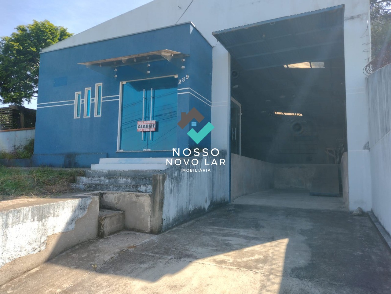 ALUGA-SE OU VENDE BARRACÃO EXCELENTE EM SÃO JOSÉ DOS PINHAIS COM 391,00 M² - BONECA DO IGUAÇU.