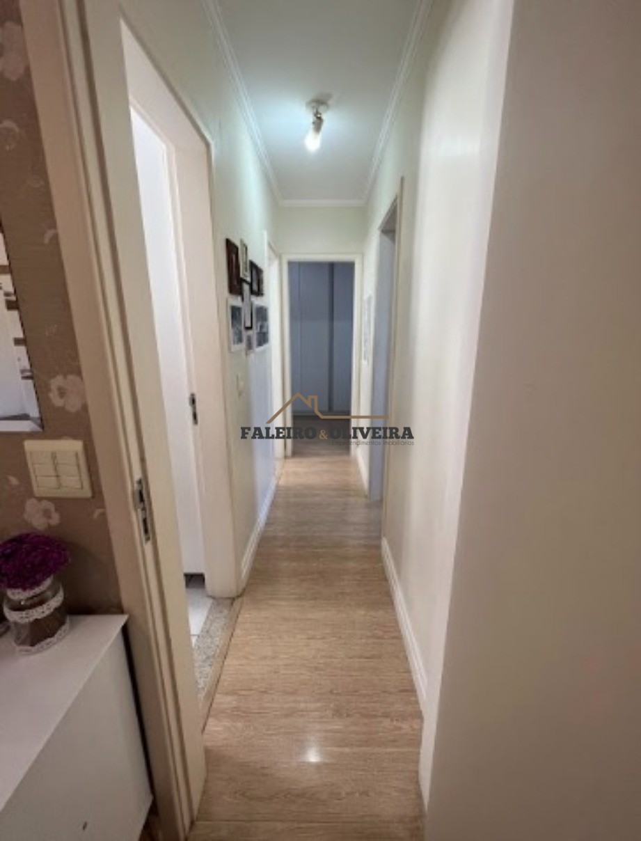 Apartamento à venda com 2 quartos, 75m² - Foto 25