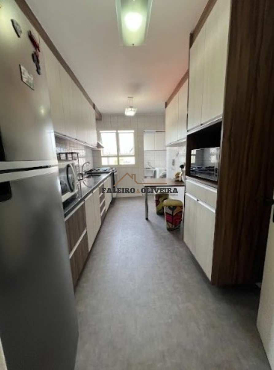 Apartamento, 3 quartos, 100 m² - Foto 2