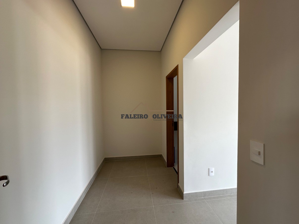 Casa à venda com 3 quartos, 202m² - Foto 21