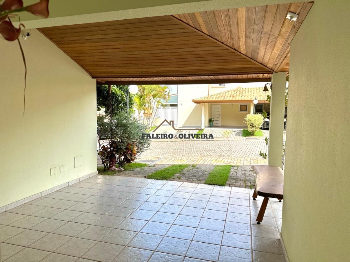 Casa à venda com 4 quartos, 166m² - Foto 8