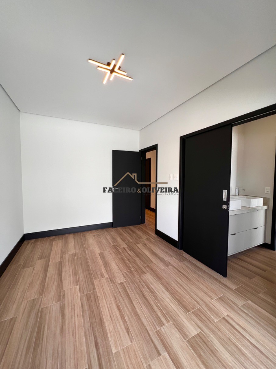 Casa à venda com 4 quartos, 191m² - Foto 22