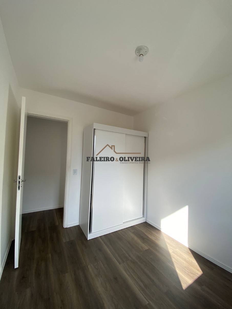 Apartamento à venda com 2 quartos, 45m² - Foto 4