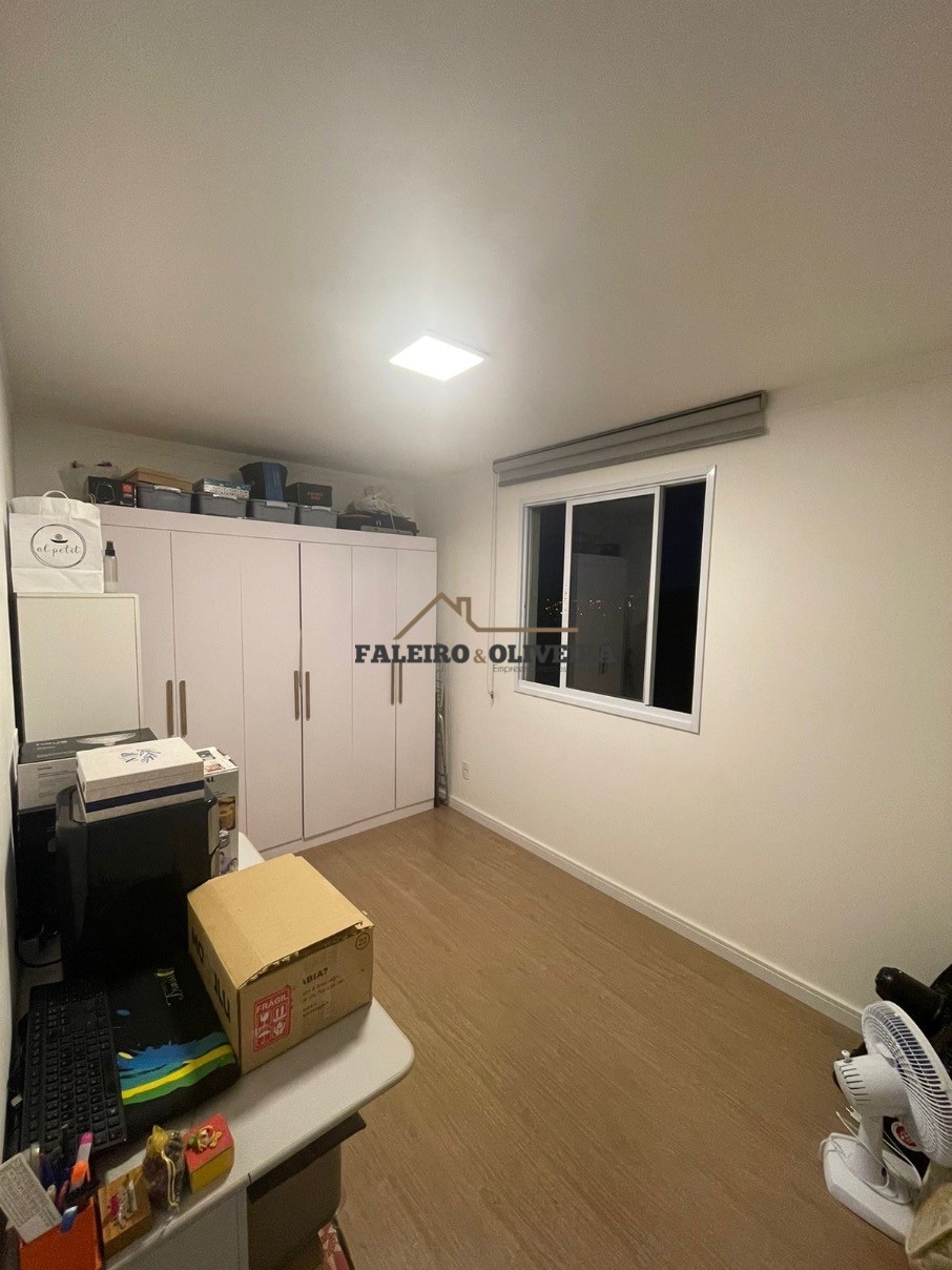 Apartamento à venda com 3 quartos, 64m² - Foto 4