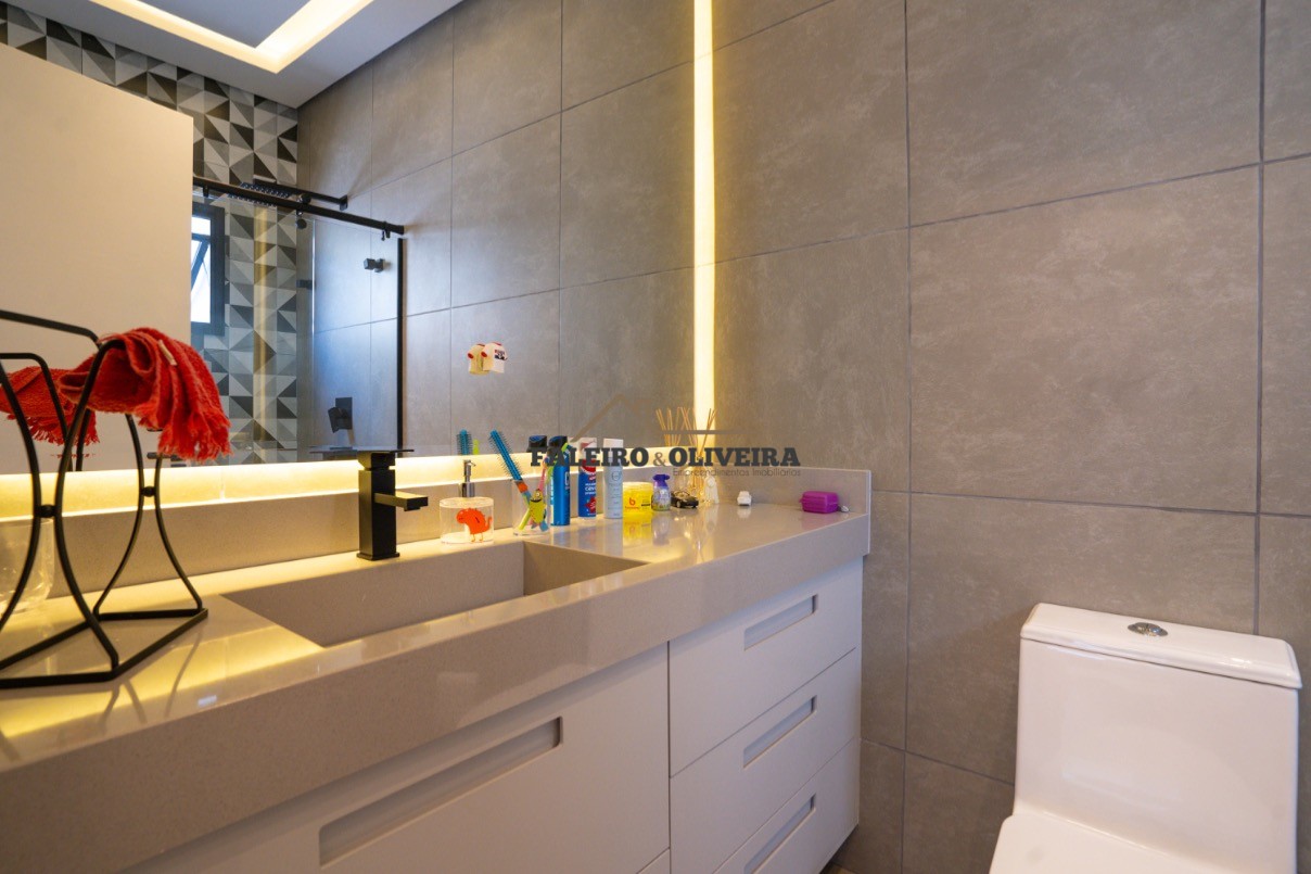 Casa, 3 quartos, 216 m² - Foto 3