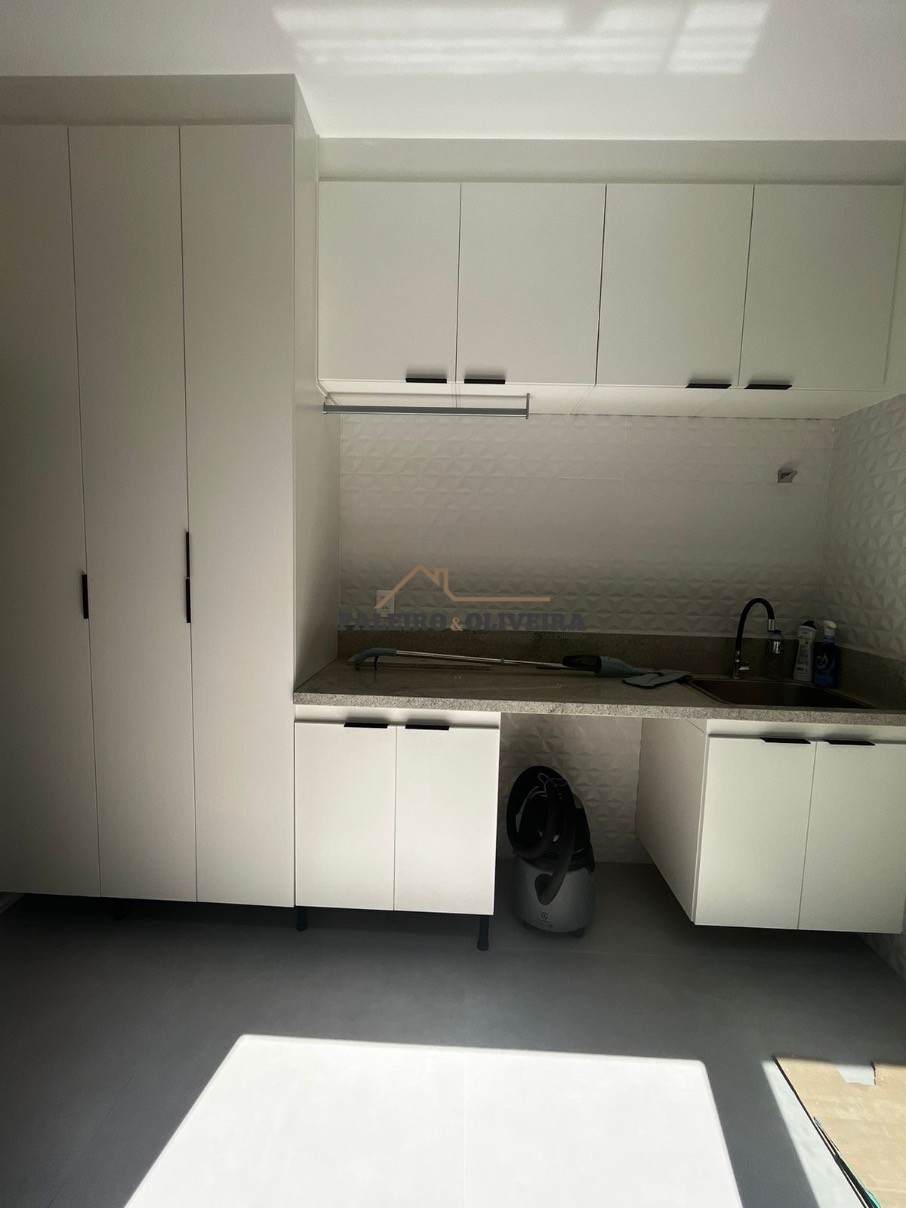 Casa, 3 quartos, 242 m² - Foto 3