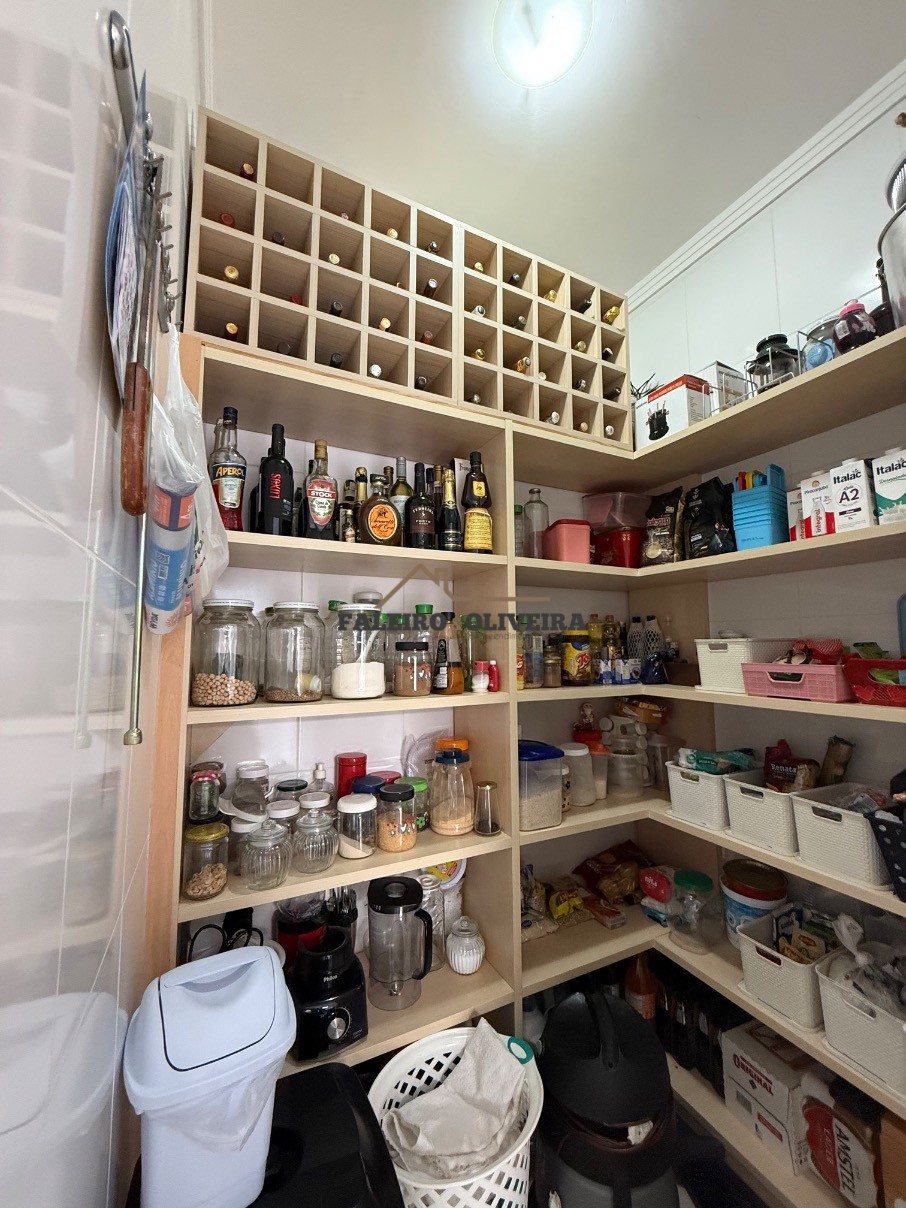 Casa, 3 quartos, 235 m² - Foto 16