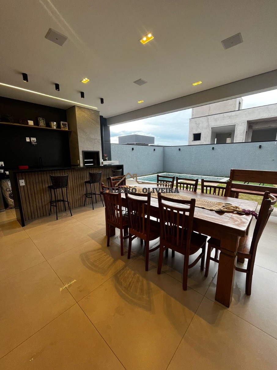 Casa, 3 quartos, 242 m² - Foto 26