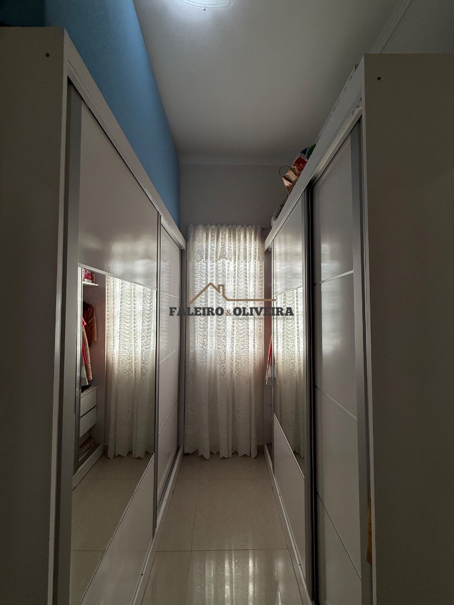 Casa, 3 quartos, 235 m² - Foto 10
