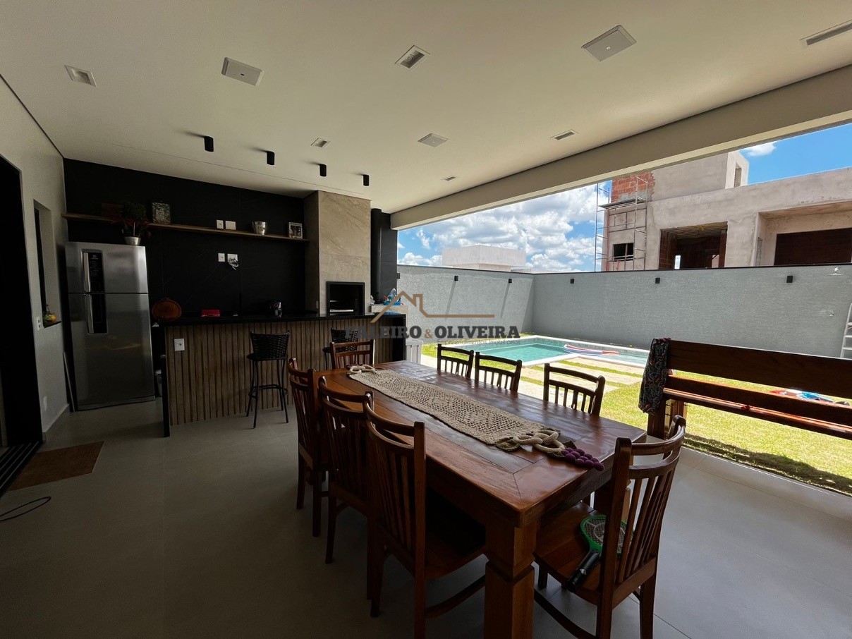 Casa, 3 quartos, 242 m² - Foto 6