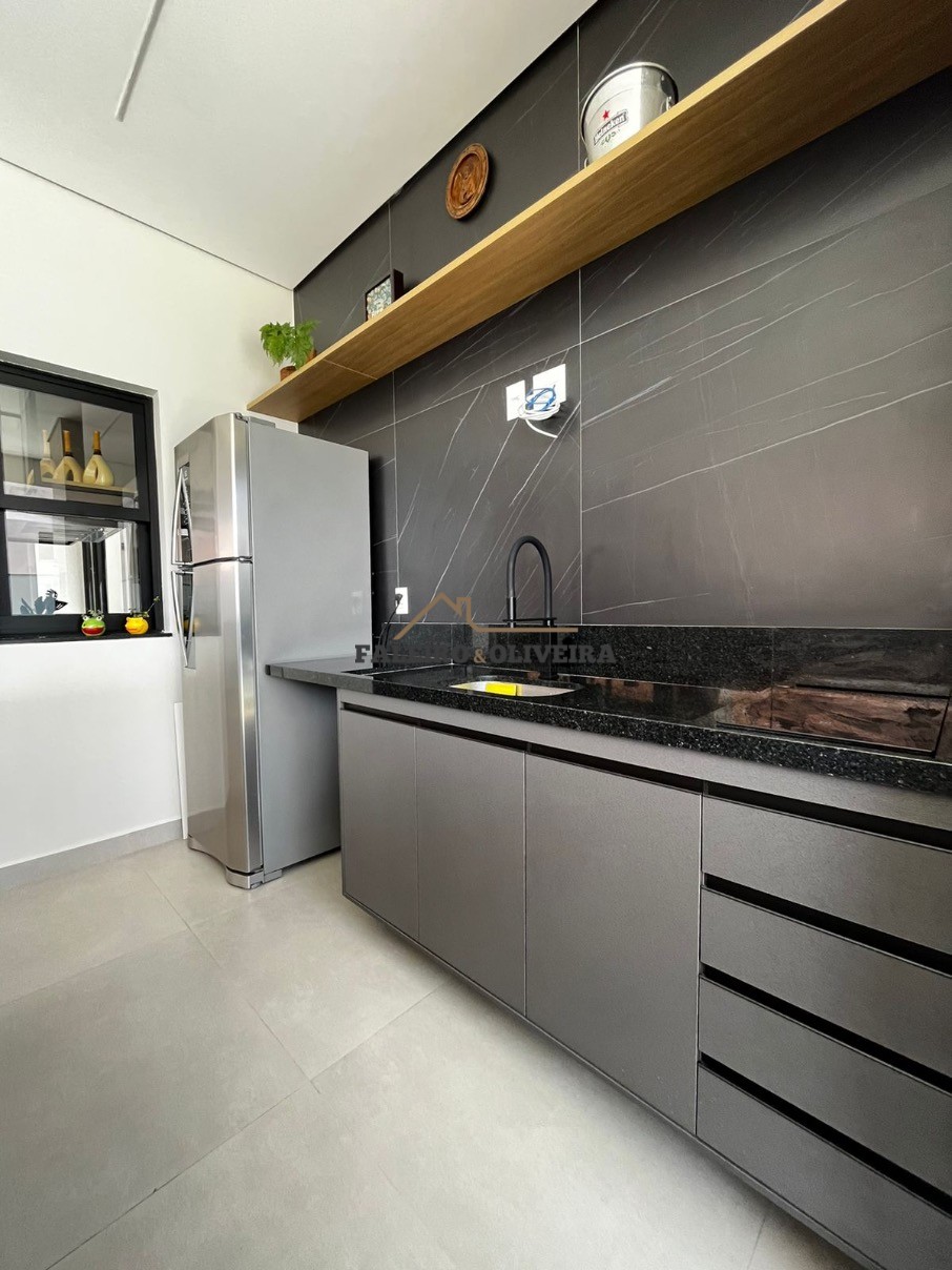 Casa, 3 quartos, 242 m² - Foto 5