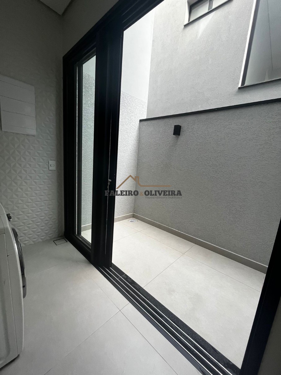 Casa, 3 quartos, 242 m² - Foto 10