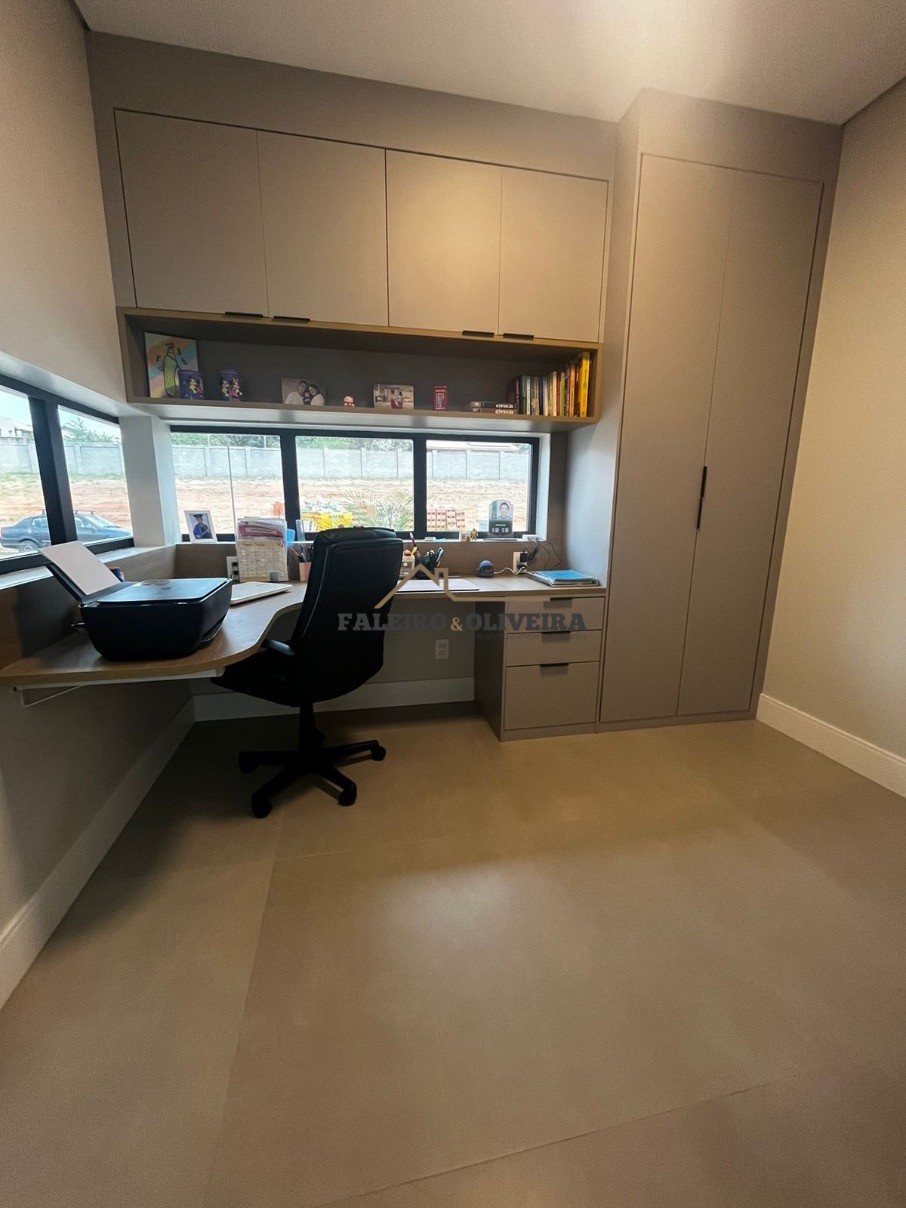 Casa, 3 quartos, 242 m² - Foto 13