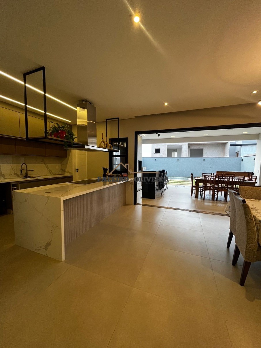 Casa, 3 quartos, 242 m² - Foto 25