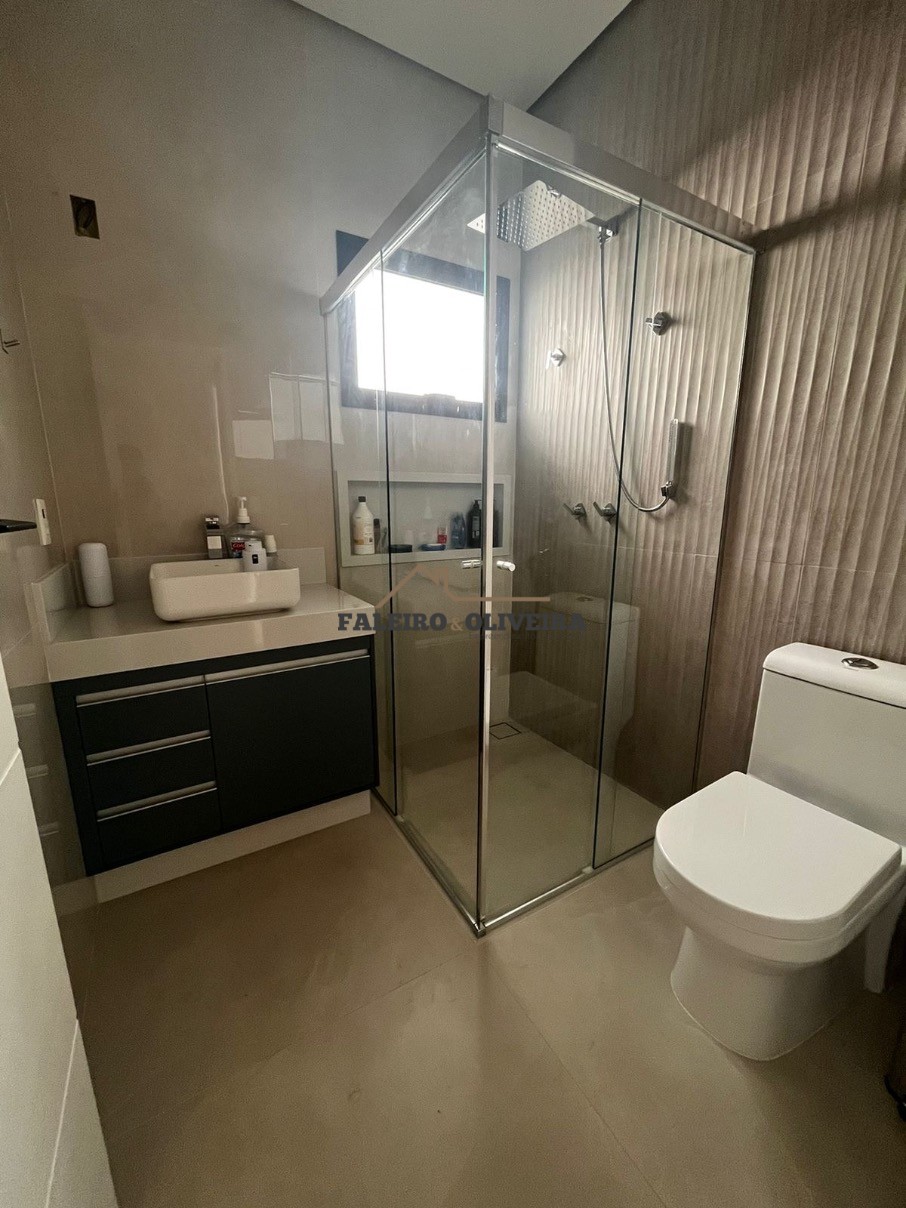 Casa, 3 quartos, 242 m² - Foto 7