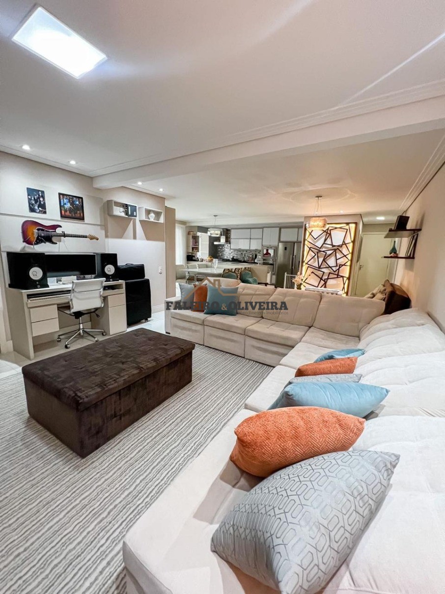 Apartamento, 3 quartos, 131 m² - Foto 1