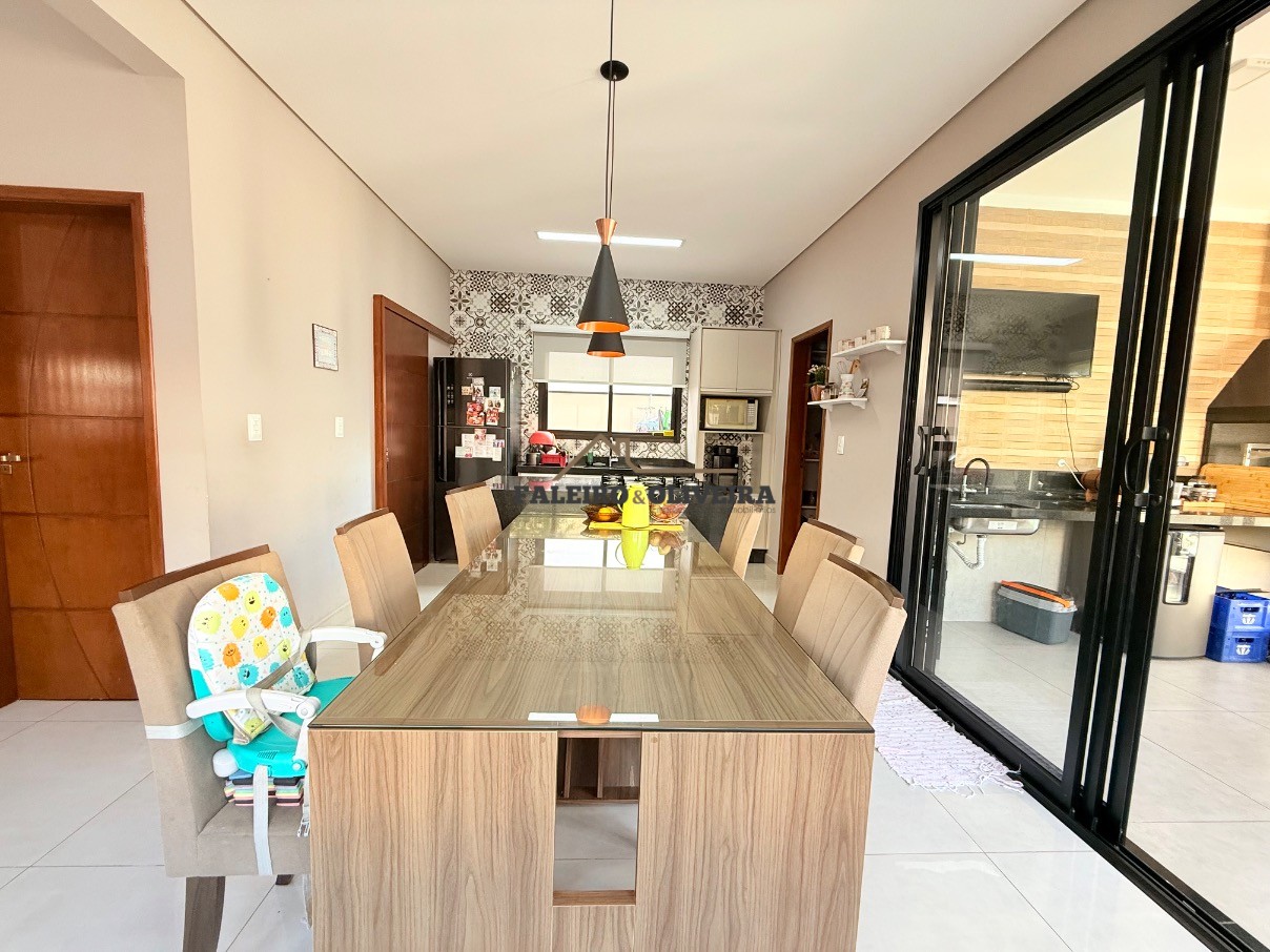 Casa, 4 quartos, 230 m² - Foto 14