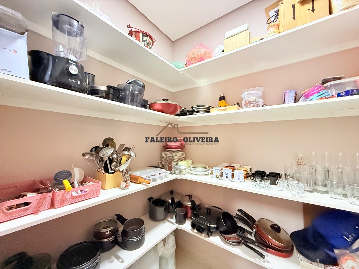 Casa, 4 quartos, 230 m² - Foto 16