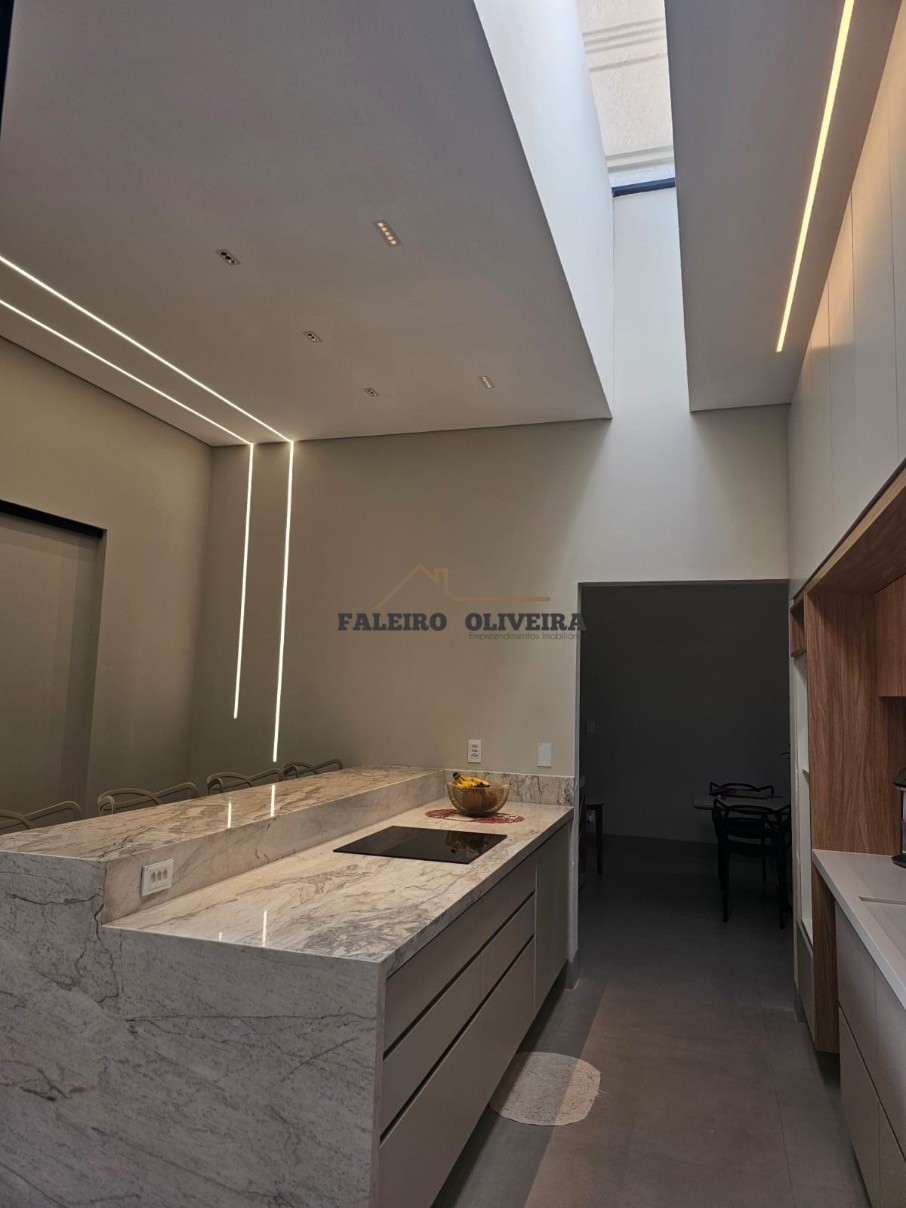 Casa, 4 quartos, 194 m² - Foto 5