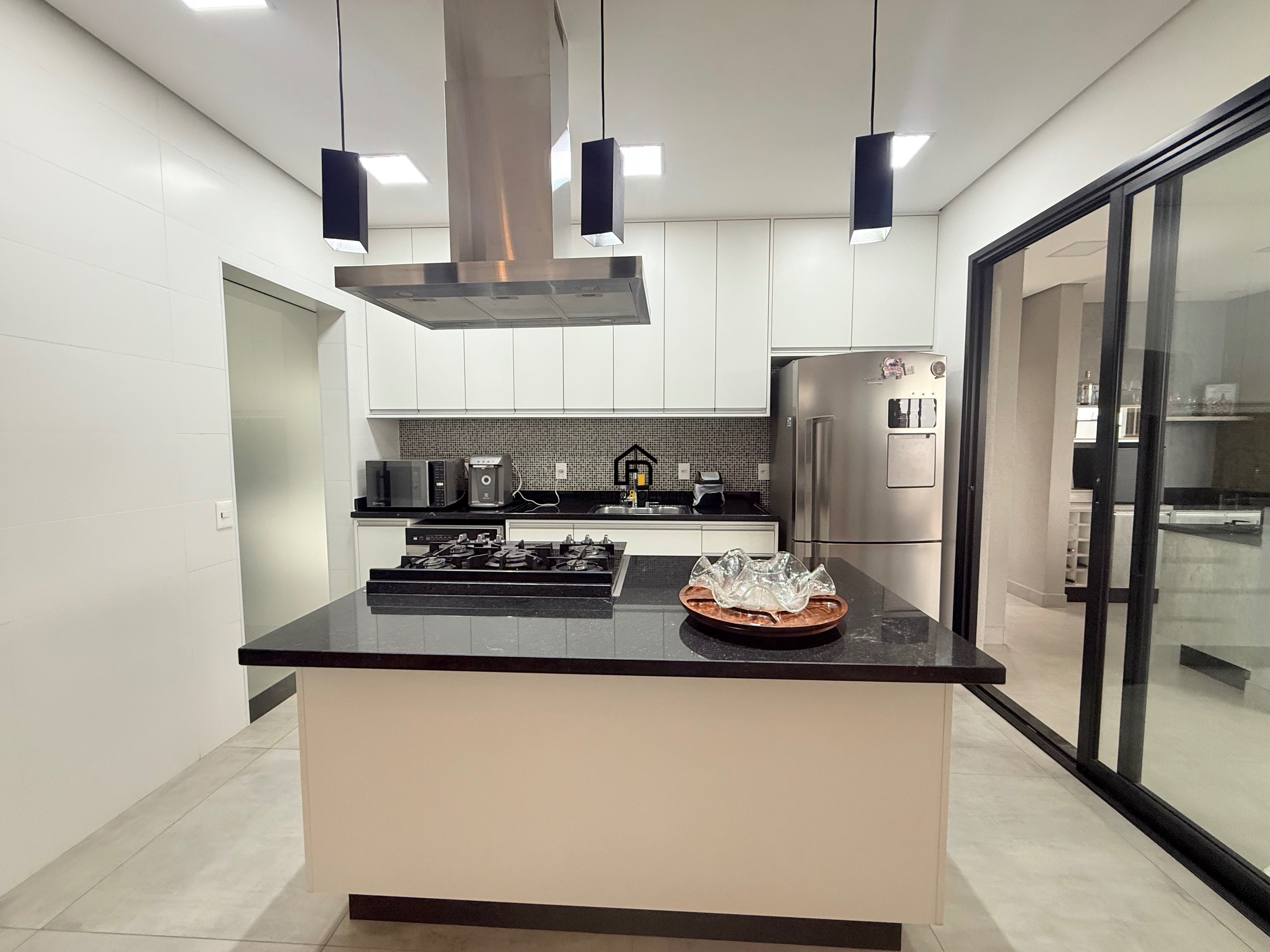 Casa, 4 quartos, 275 m² - Foto 10