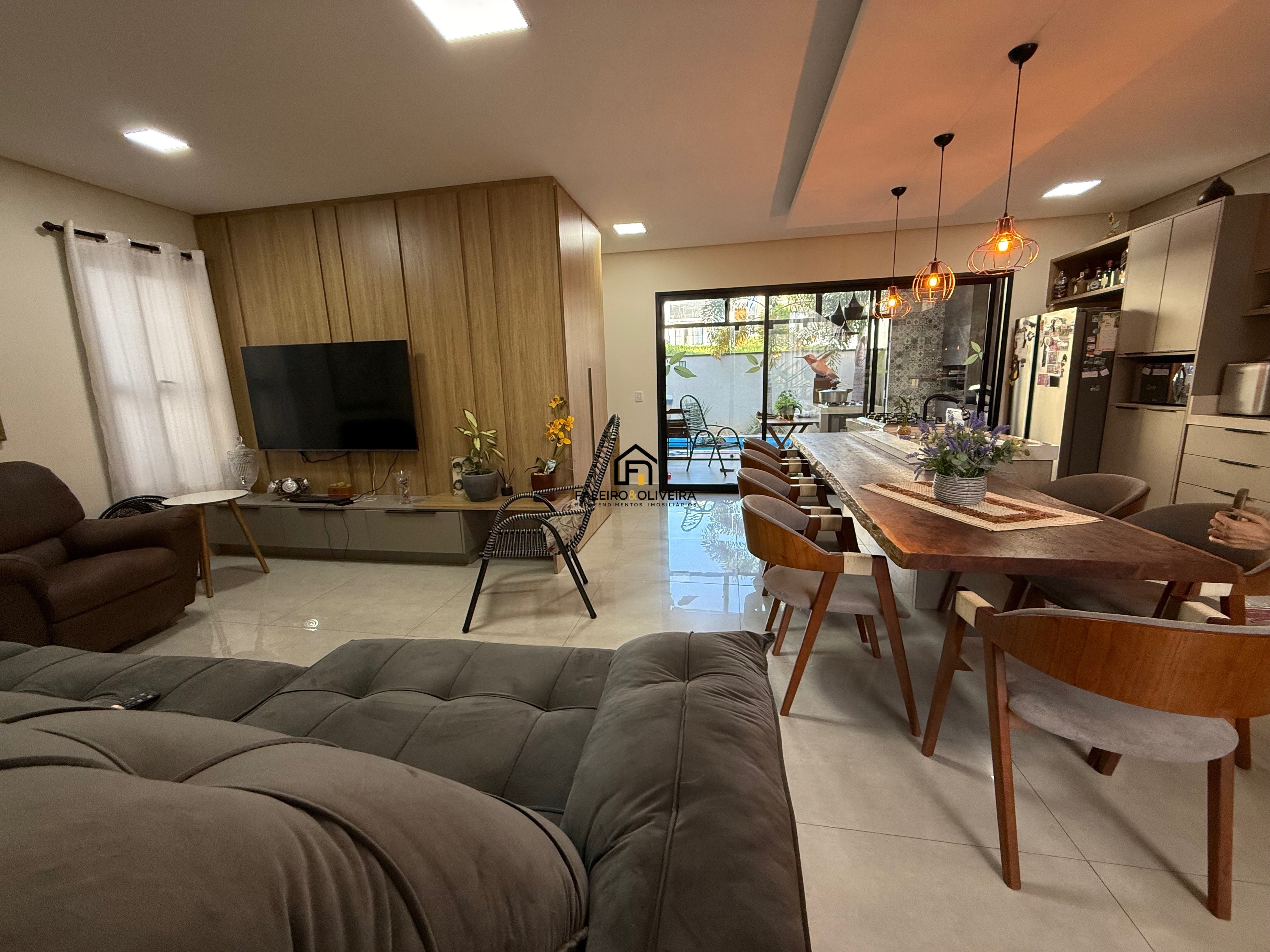 Casa, 4 quartos, 245 m² - Foto 4