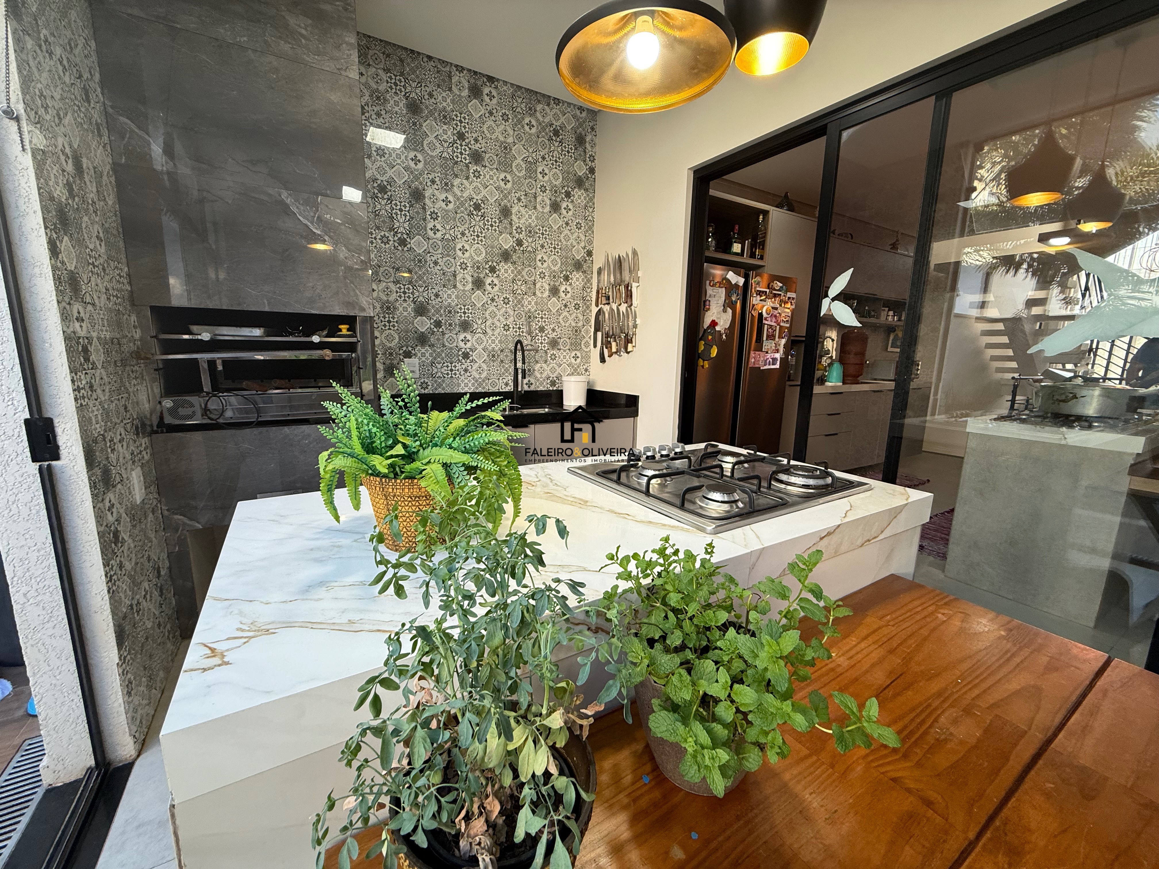 Casa, 4 quartos, 245 m² - Foto 9