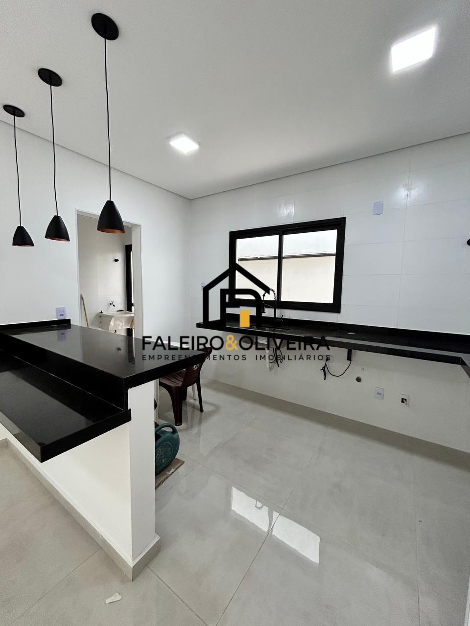 Casa, 3 quartos - Foto 1