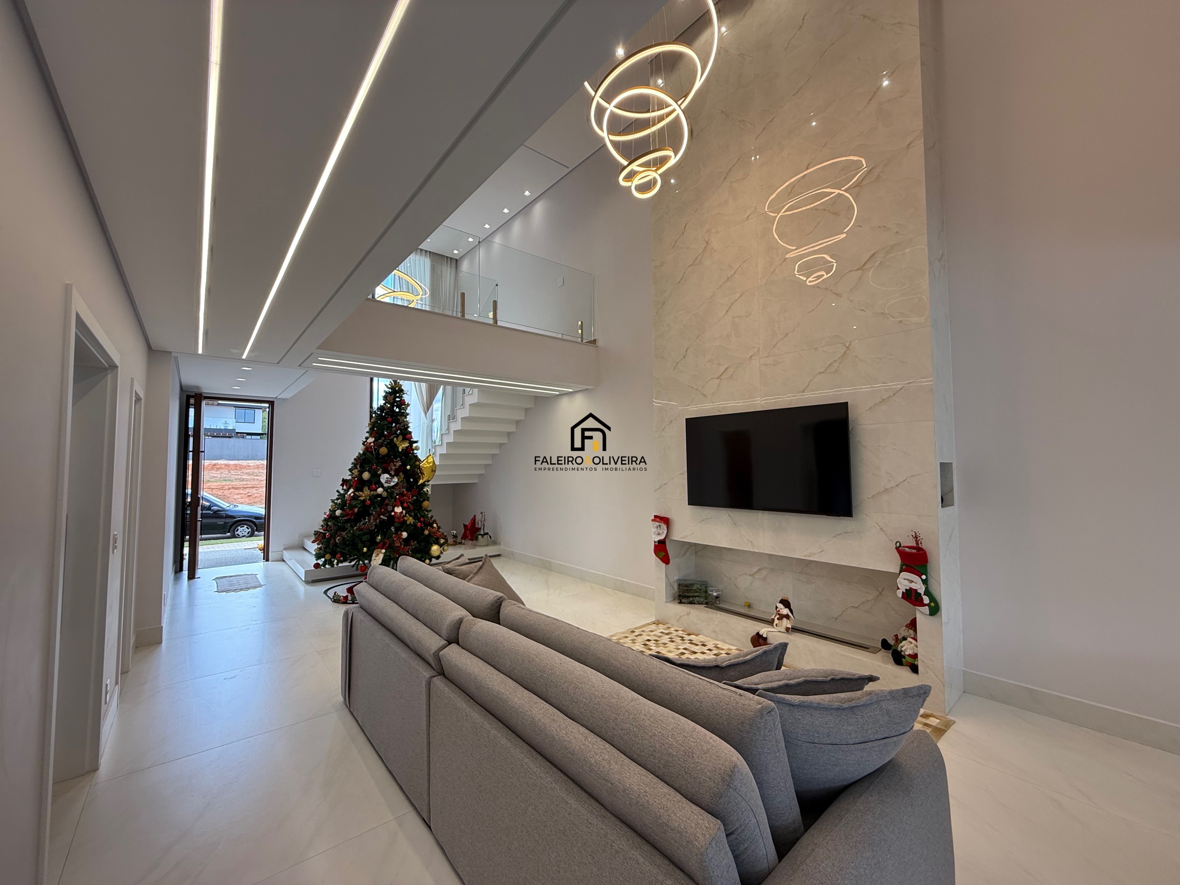 Casa, 4 quartos, 282 m² - Foto 2