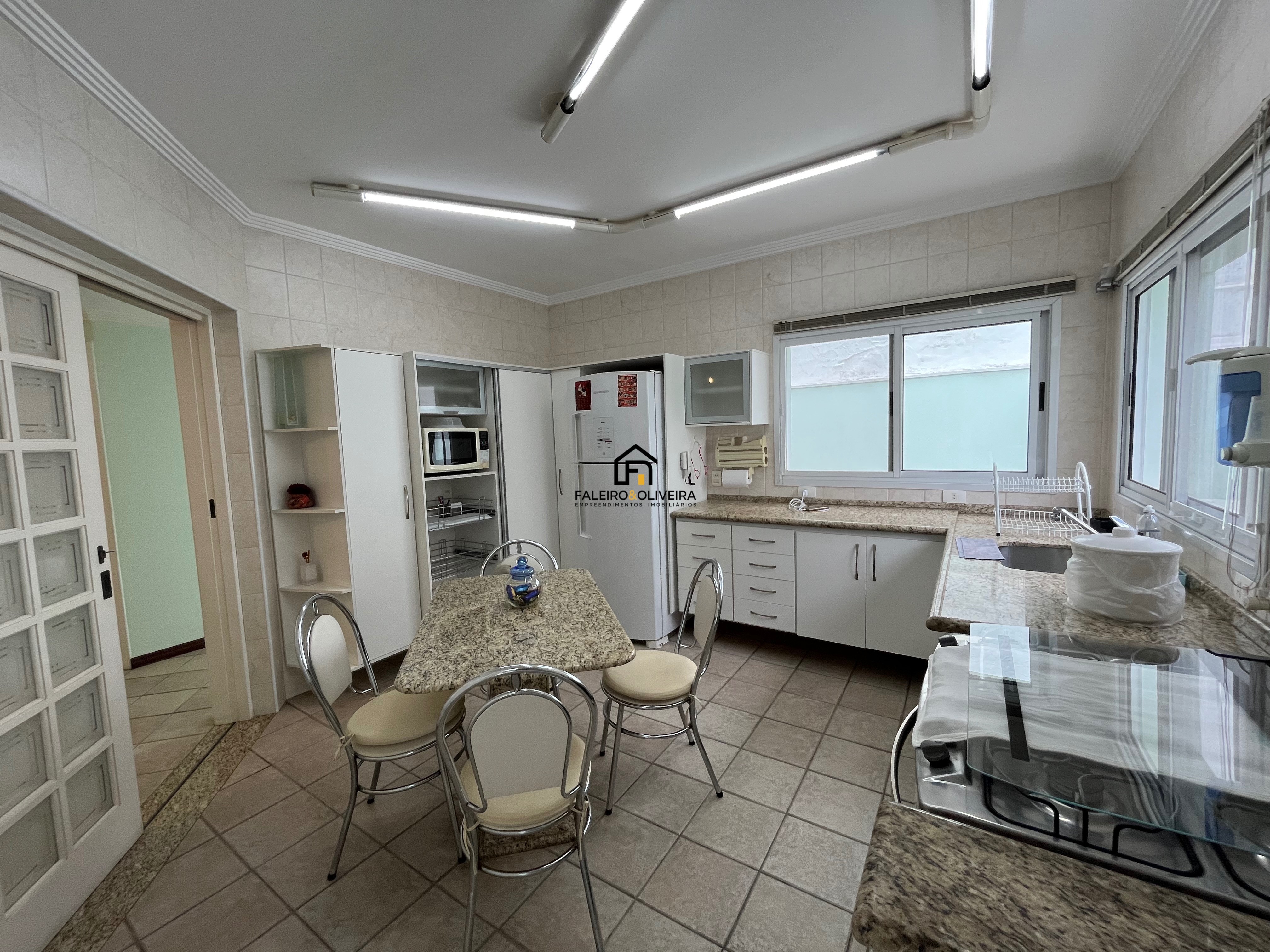 Casa, 4 quartos, 341 m² - Foto 22