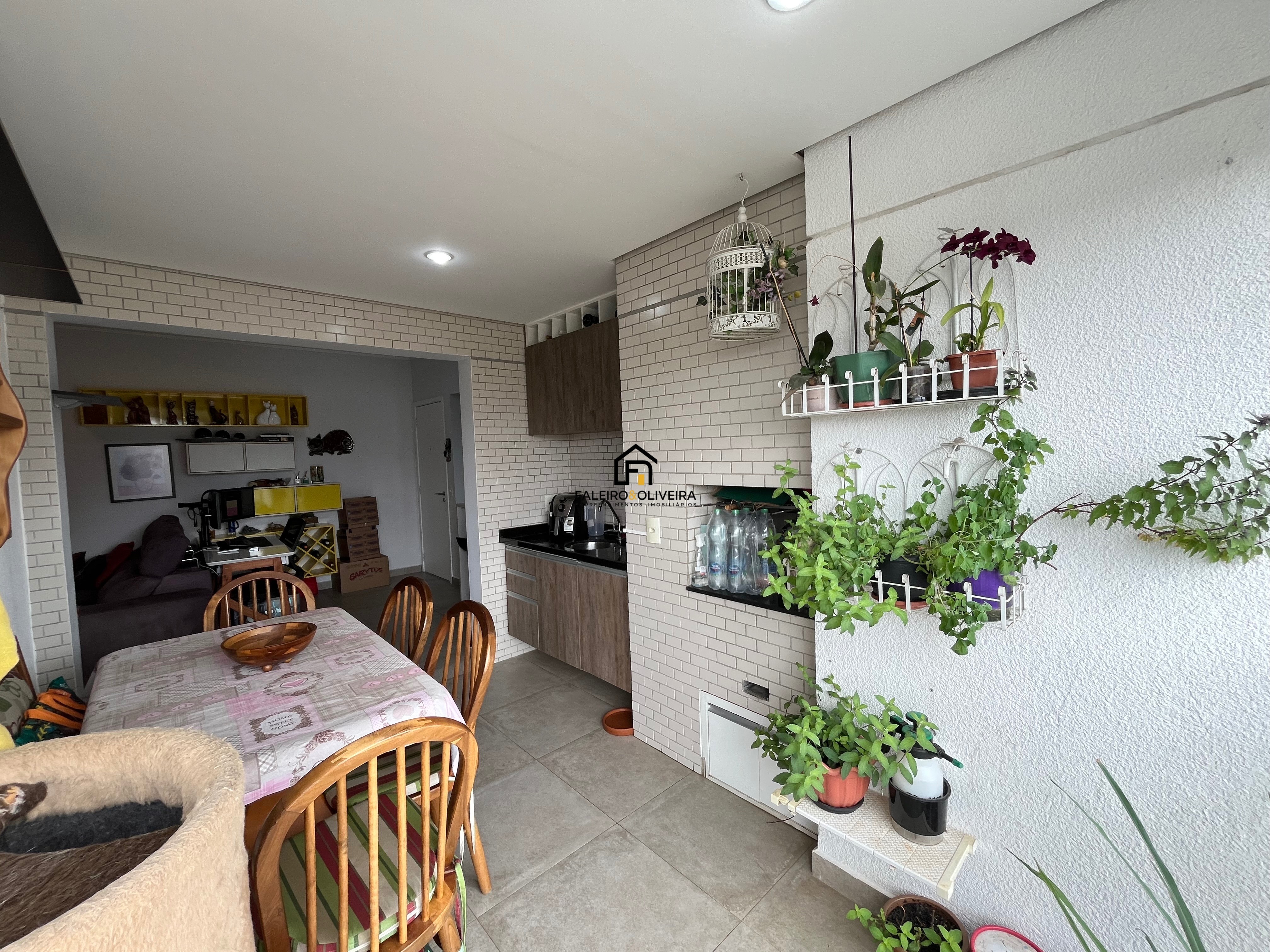 Apartamento, 2 quartos, 72 m² - Foto 2