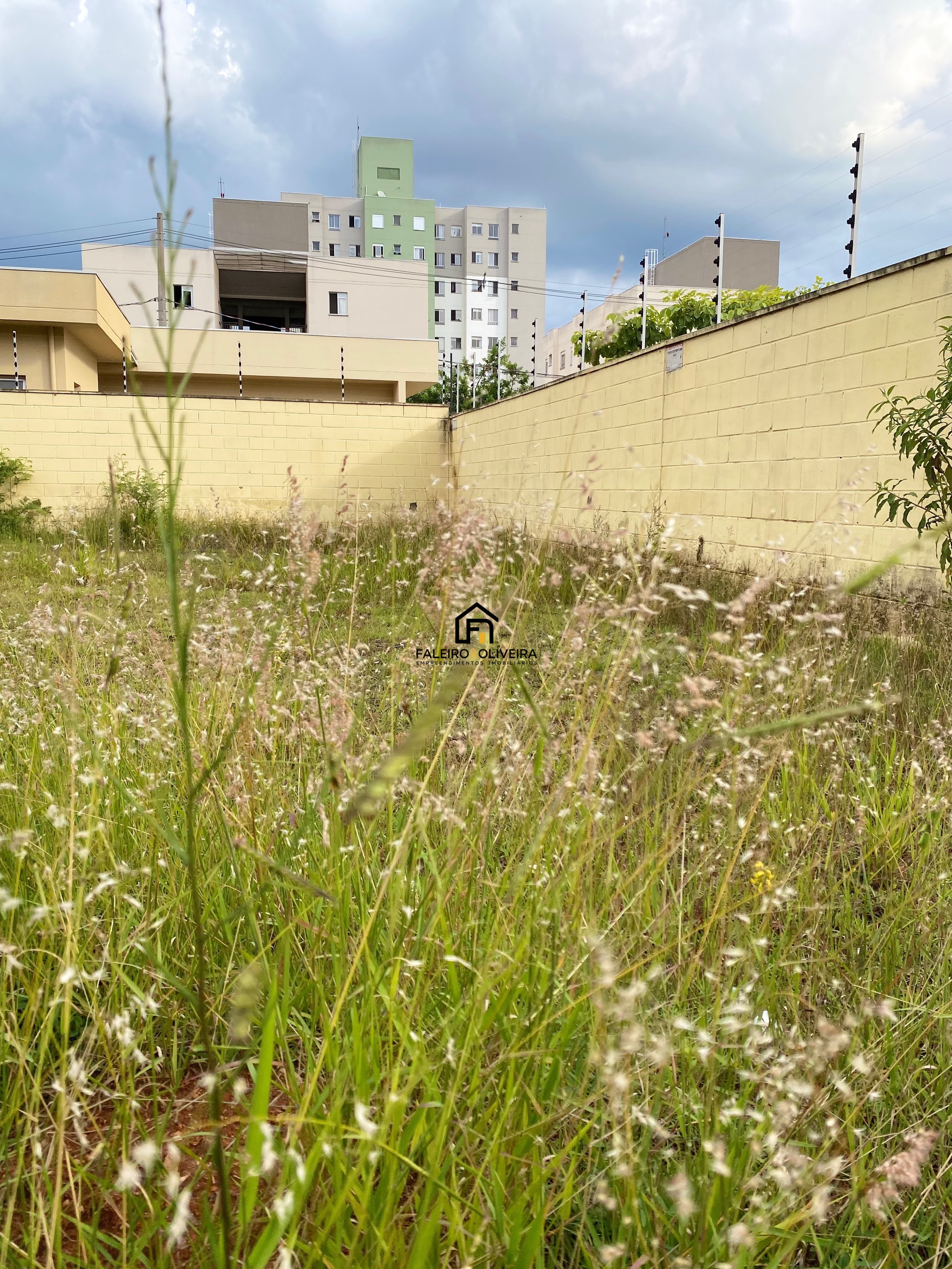 Loteamento e Condomínio, 181 m² - Foto 1