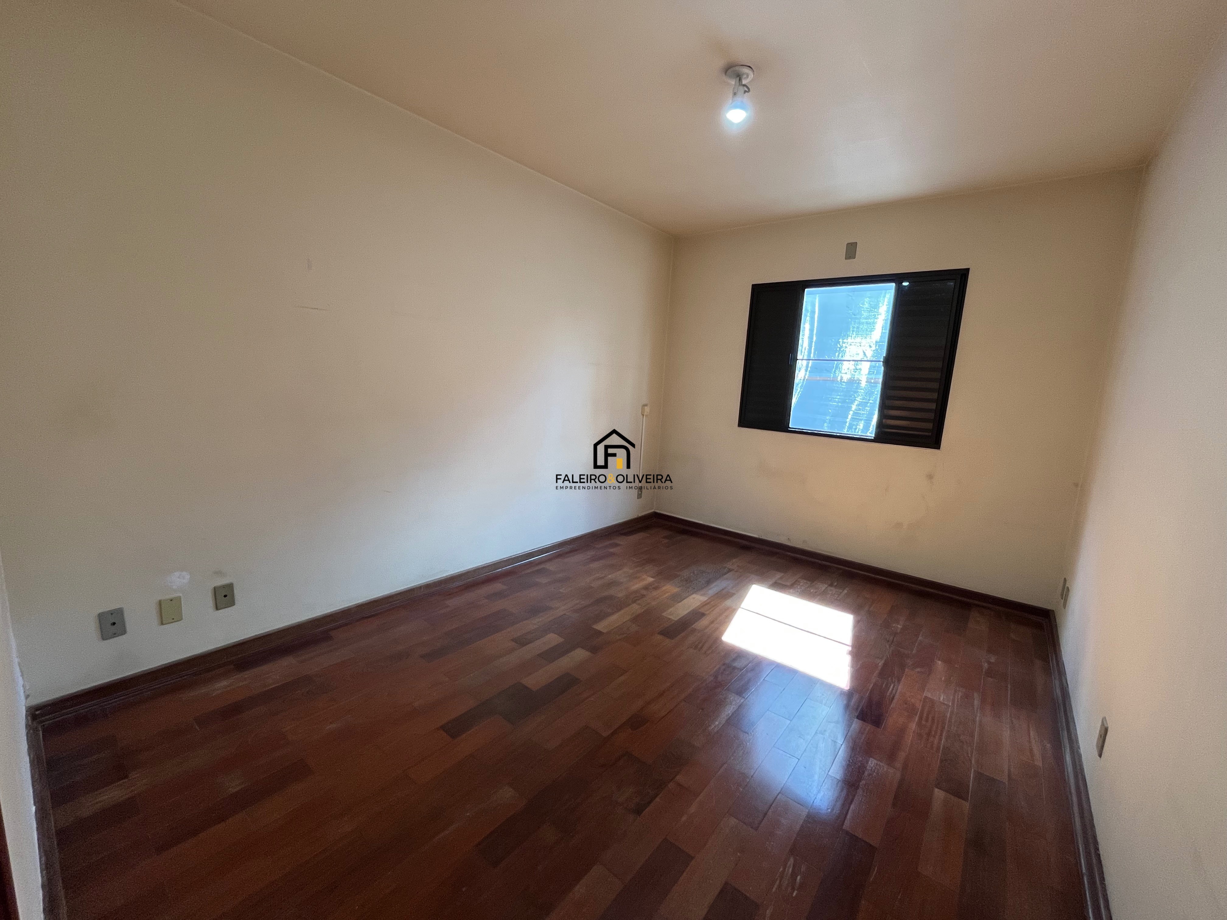 Casa, 4 quartos, 350 m² - Foto 11