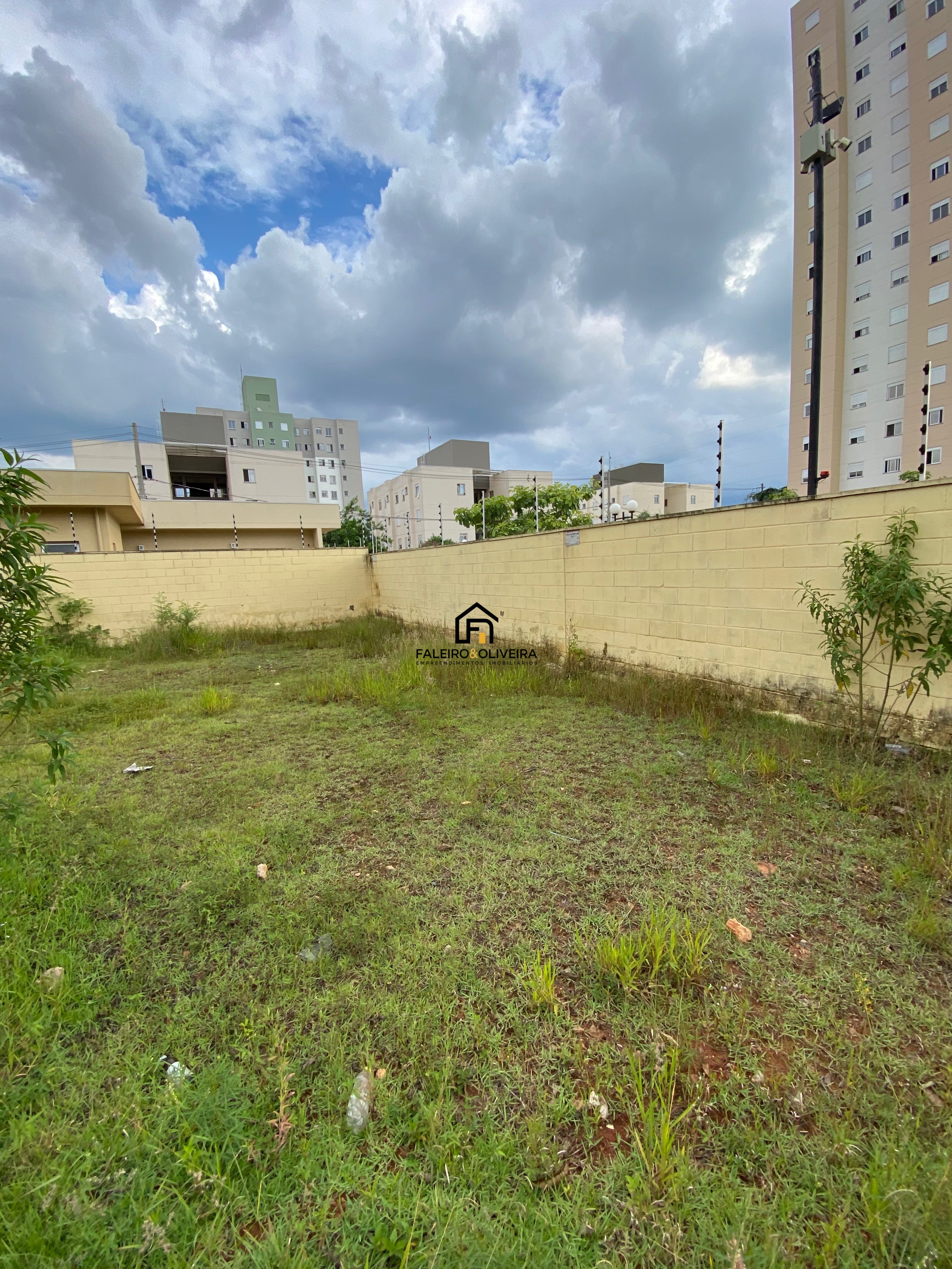 Loteamento e Condomínio, 181 m² - Foto 4
