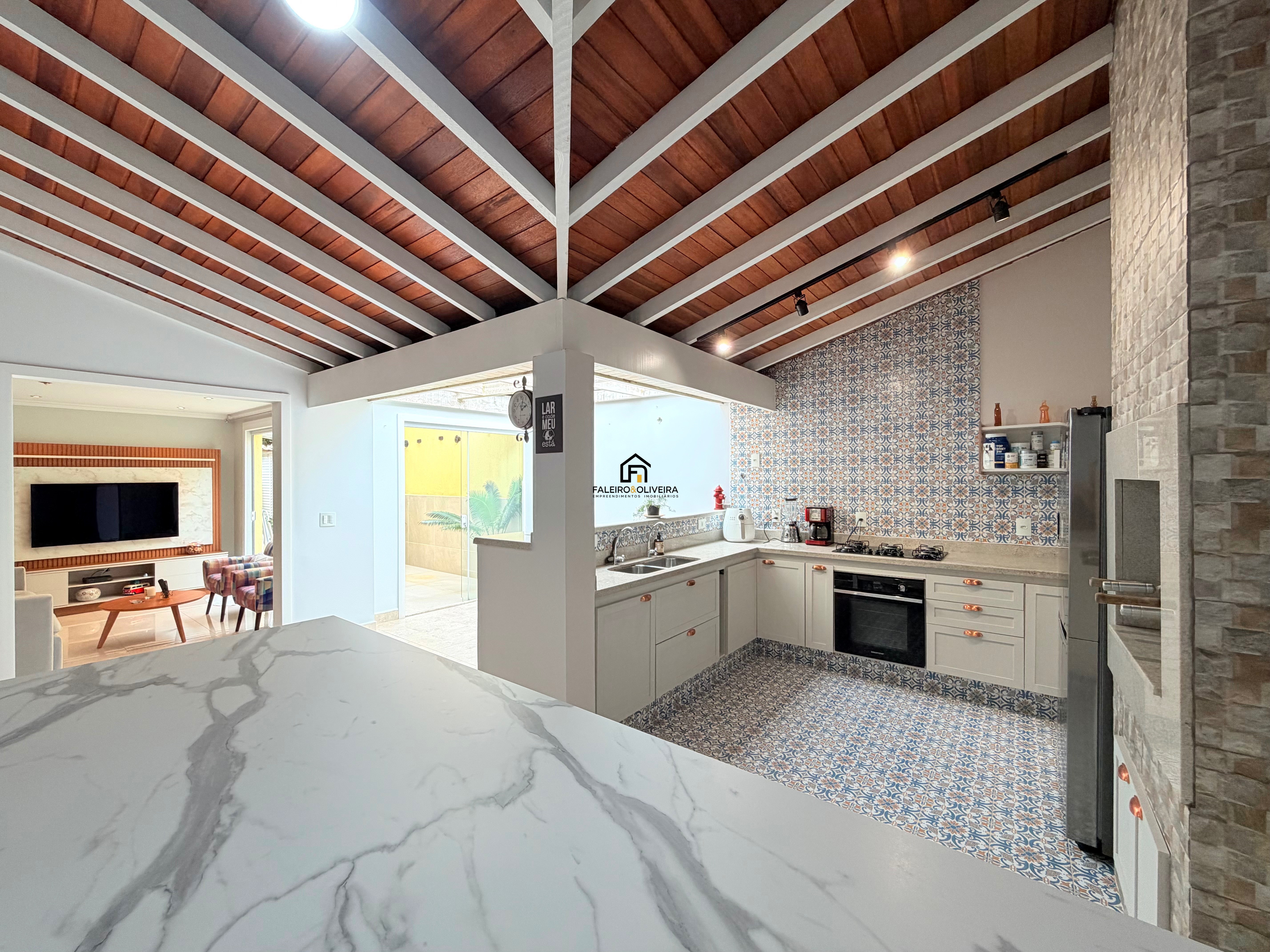 Casa, 3 quartos, 170 m² - Foto 1