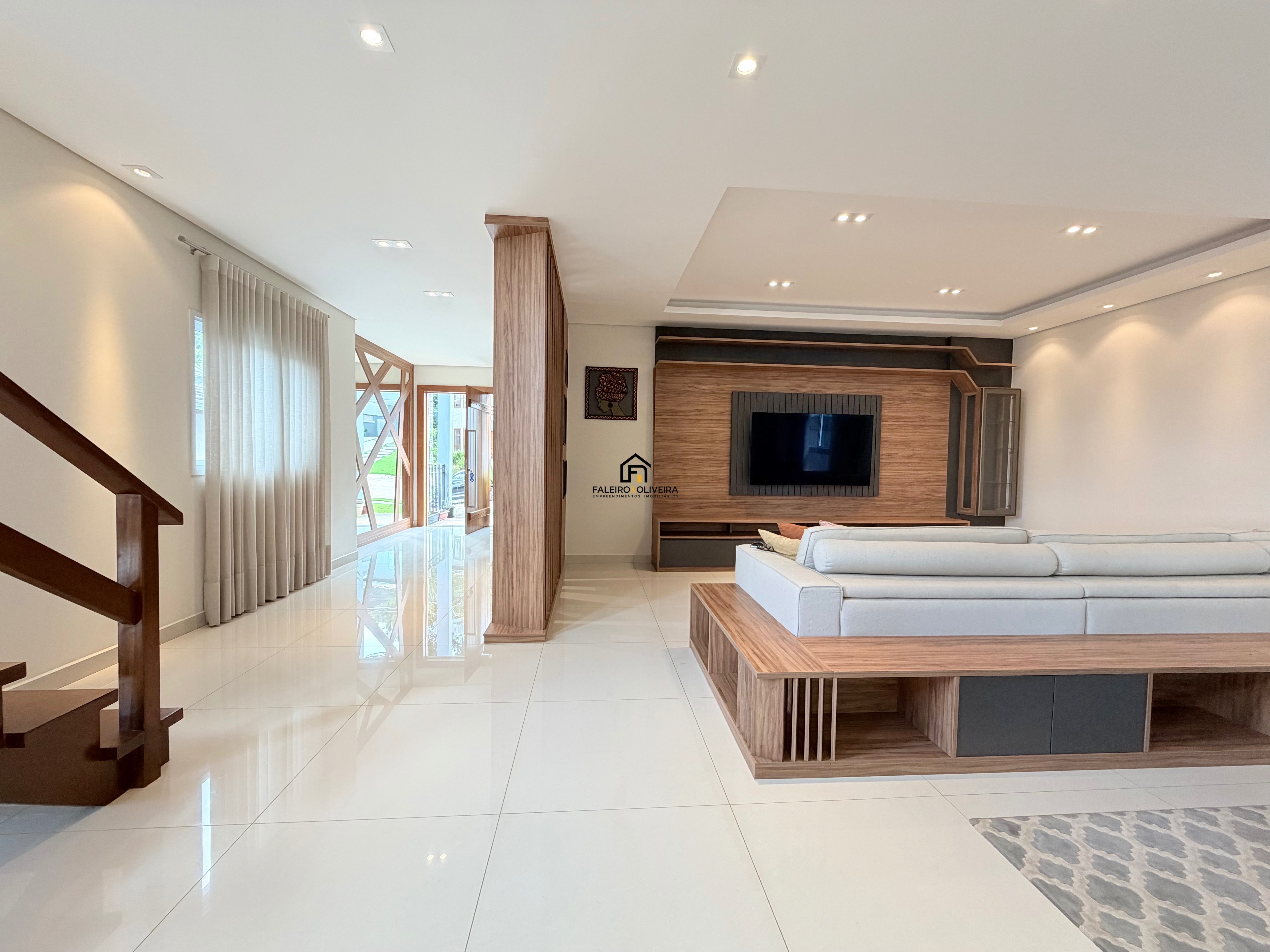 Casa, 5 quartos, 360 m² - Foto 3