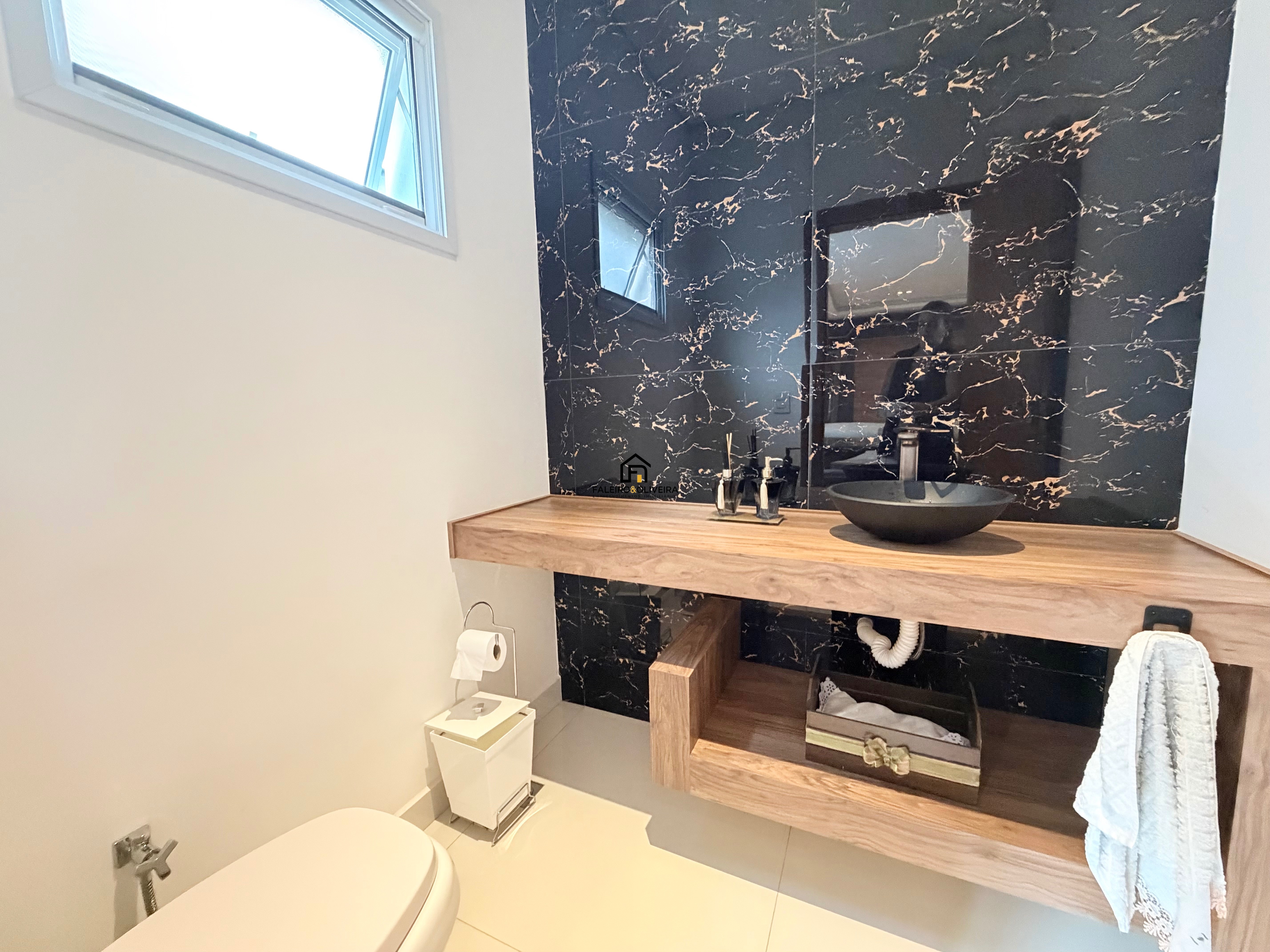Casa, 5 quartos, 360 m² - Foto 2
