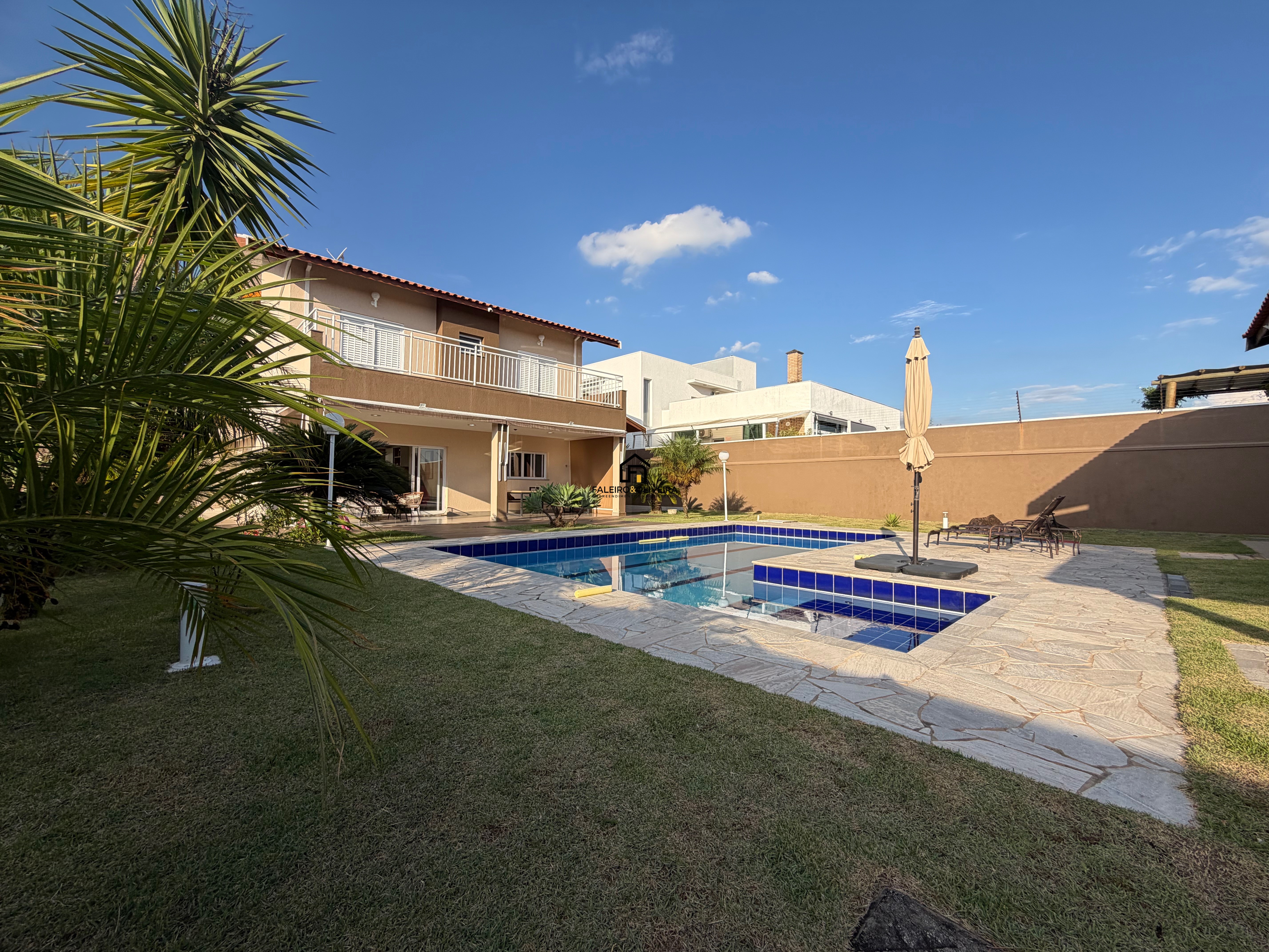 Casa, 6 quartos, 400 m² - Foto 2