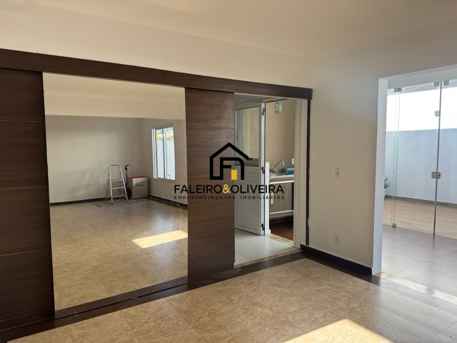 Casa, 3 quartos, 173 m² - Foto 5