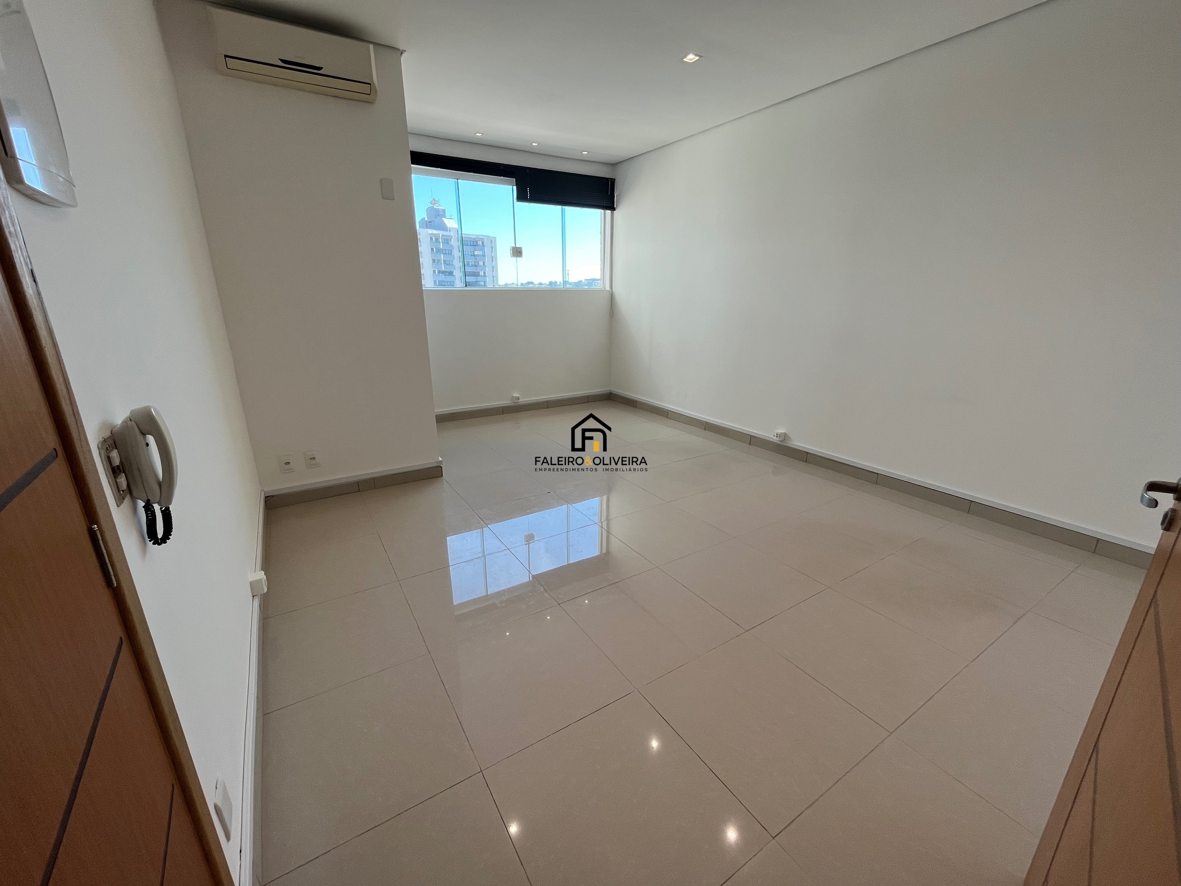 Sala-Conjunto, 30 m² - Foto 1