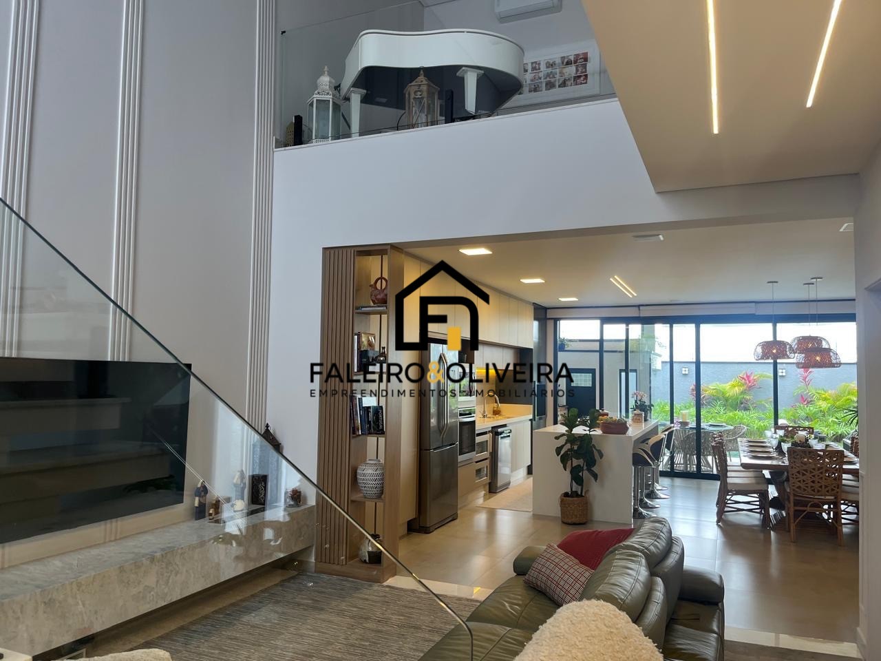 Casa, 3 quartos, 234 m² - Foto 4