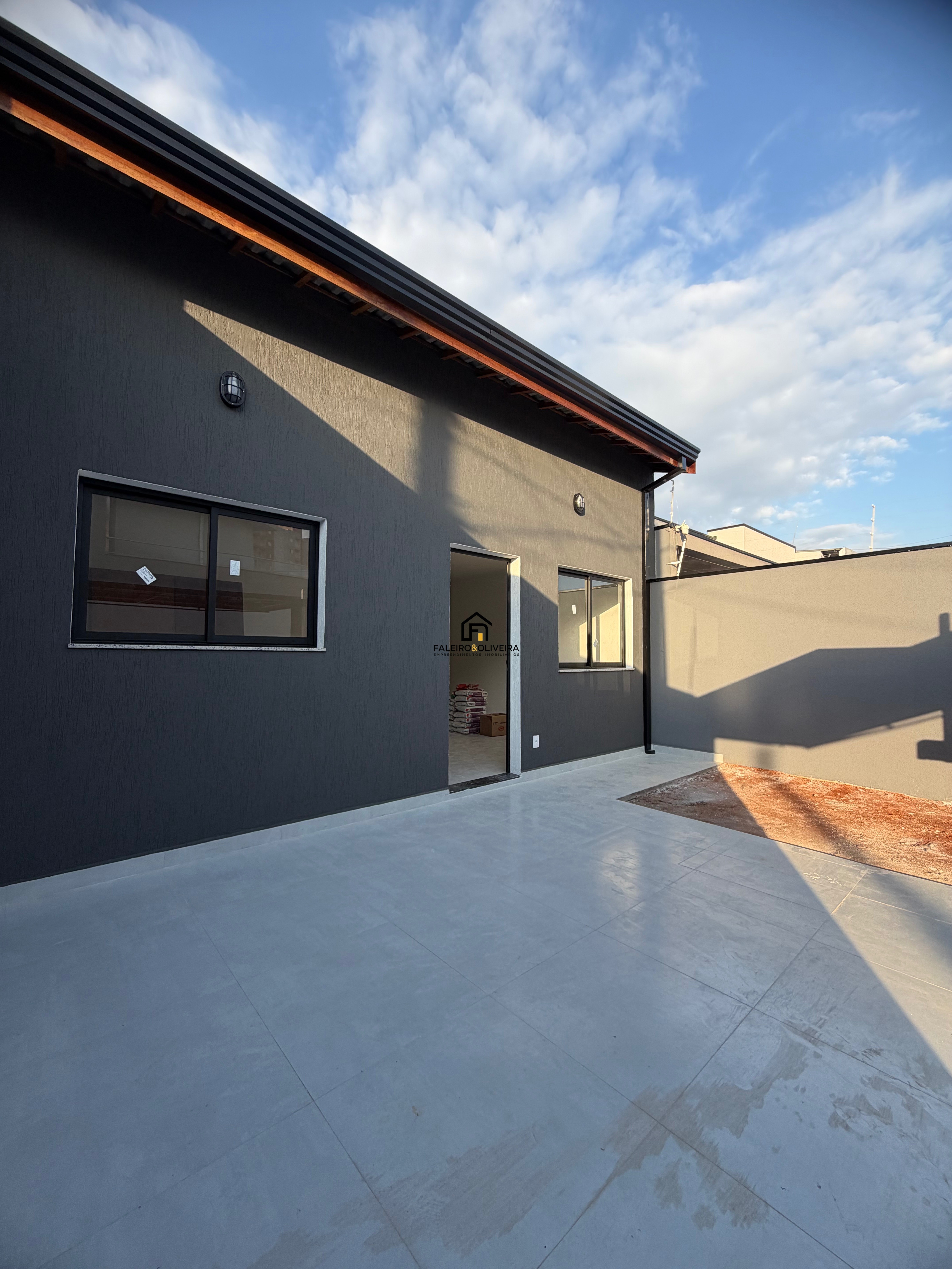 Casa, 2 quartos, 150 m² - Foto 1