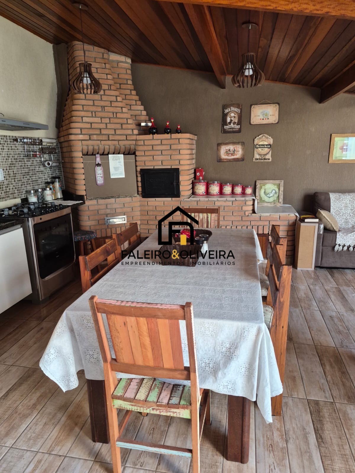 Casa, 3 quartos, 180 m² - Foto 1