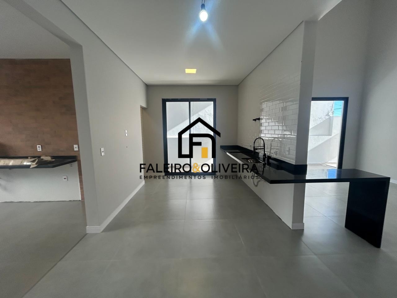 Casa, 3 quartos, 181 m² - Foto 2