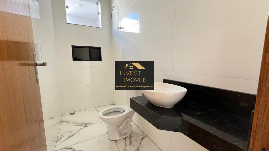 CASA RESIDENCIAL em MATEUS LEME - MG, Planalto