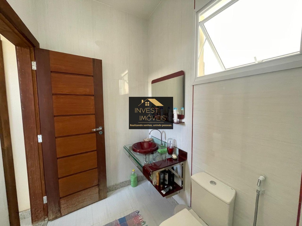 Excelente oportunidade: Casa à venda em Florestal-MG, bairro Nossa Senhora Aparecida - 2 quartos, 1 sala, 1 banheiro, 9 vagas, 450m².