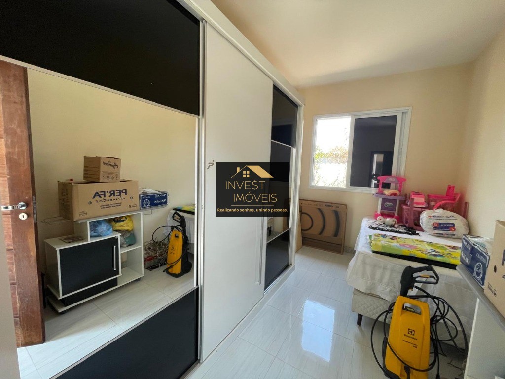Excelente oportunidade: Casa à venda em Florestal-MG, bairro Nossa Senhora Aparecida - 2 quartos, 1 sala, 1 banheiro, 9 vagas, 450m².