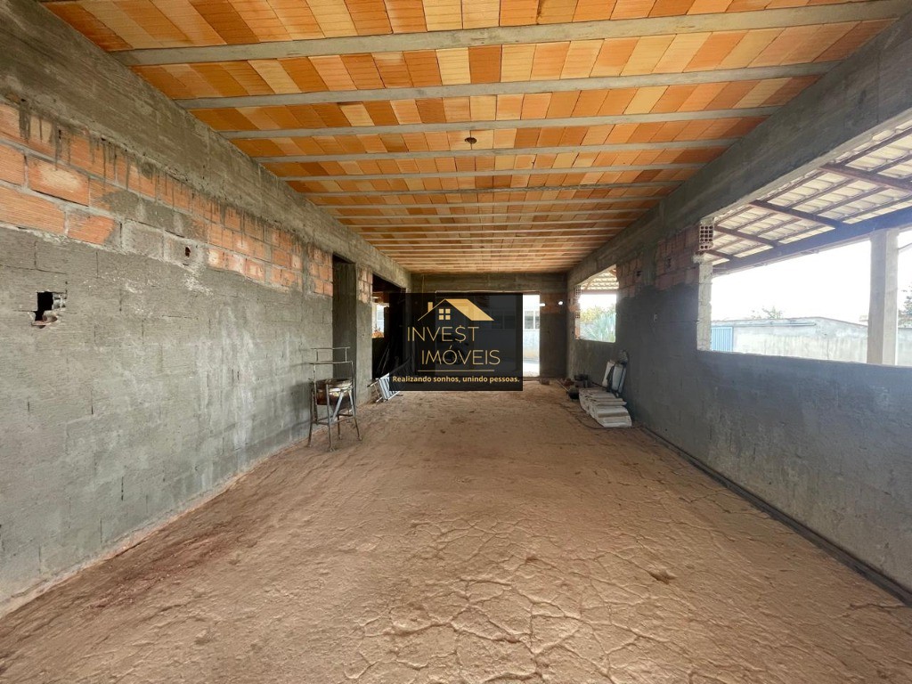 Excelente oportunidade: Casa à venda em Florestal-MG, bairro Nossa Senhora Aparecida - 2 quartos, 1 sala, 1 banheiro, 9 vagas, 450m².